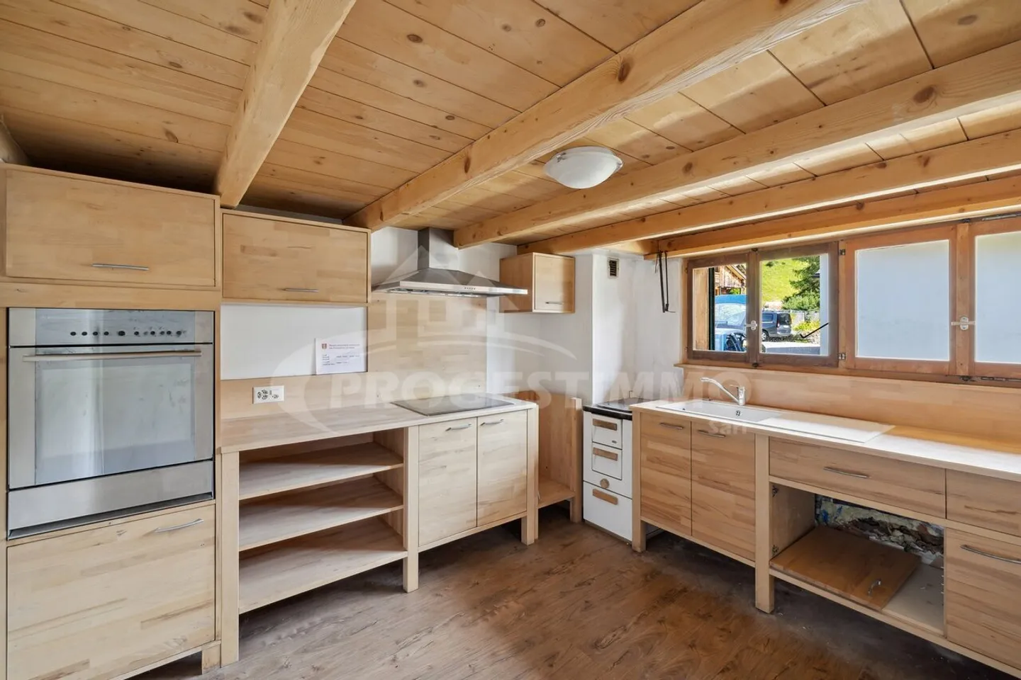 Historisches Chalet von 1767 mit großem Renovierungspotenzial - Foto 10 von 13