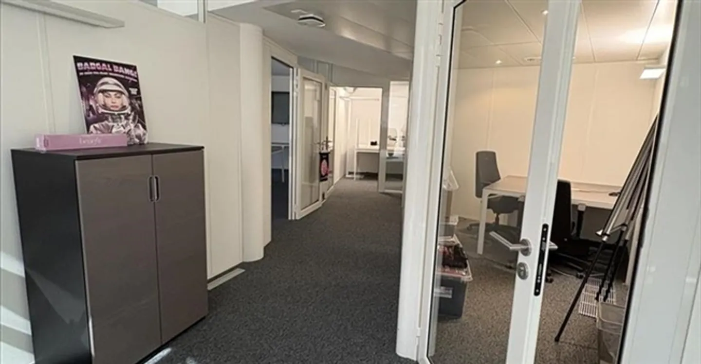 Industry - Photo 4 of 6