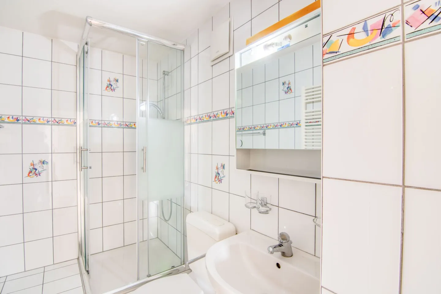 Spacieux appartement de 3.5 pièces dans un emplacement de choix | 94 m² | 2 salles de bain | Balcon | Cave | Place de parking - Photo 8 sur 14