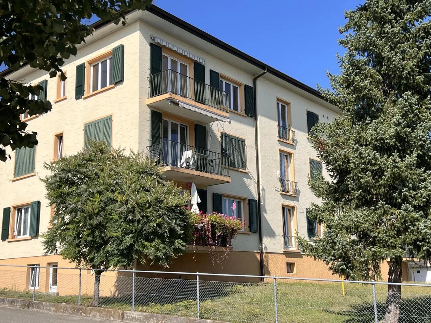 Charmante Wohnung mit Seeblick - Foto 9 von 9