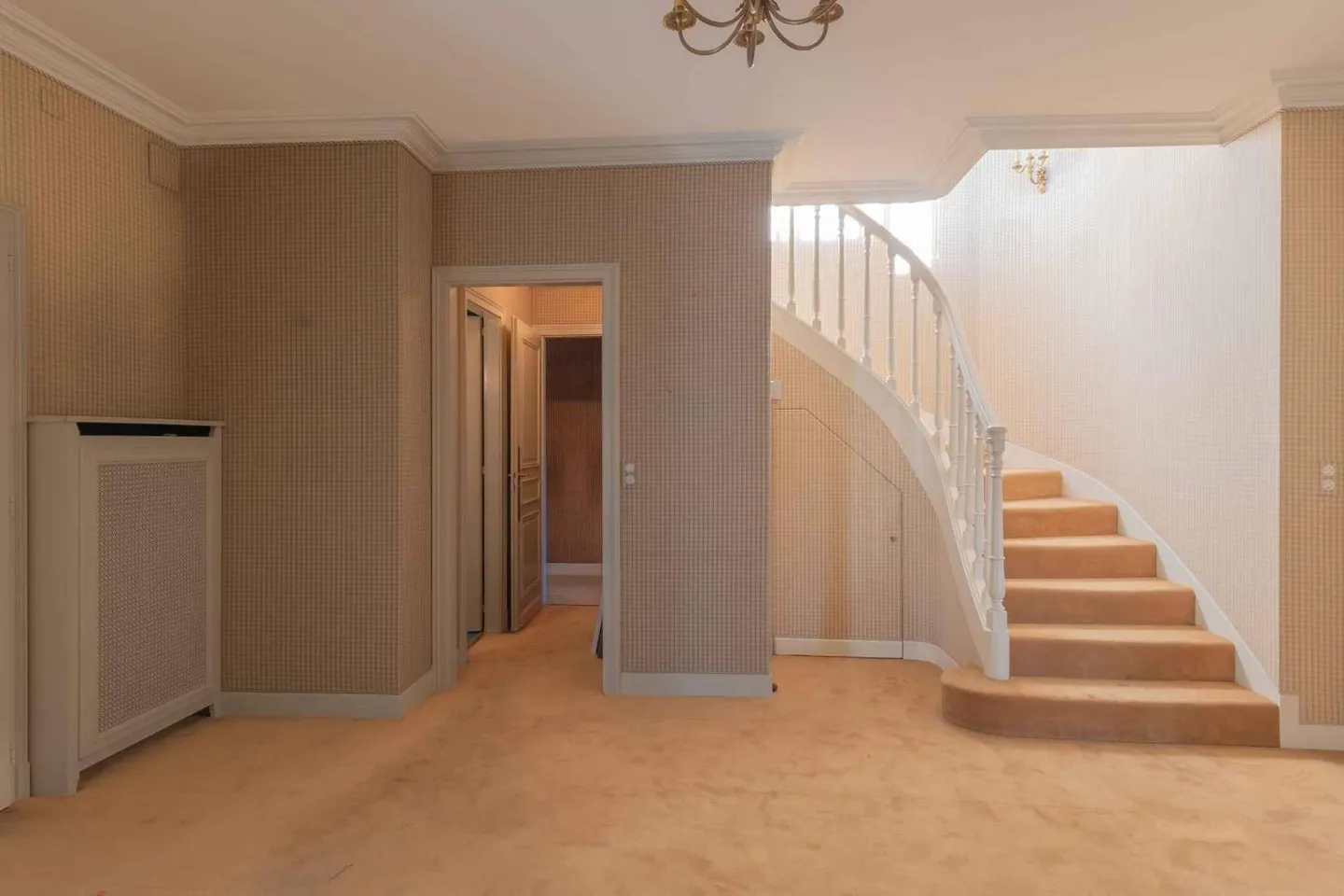Elegantes Luxushaus mit Aussicht - Foto 5 von 8