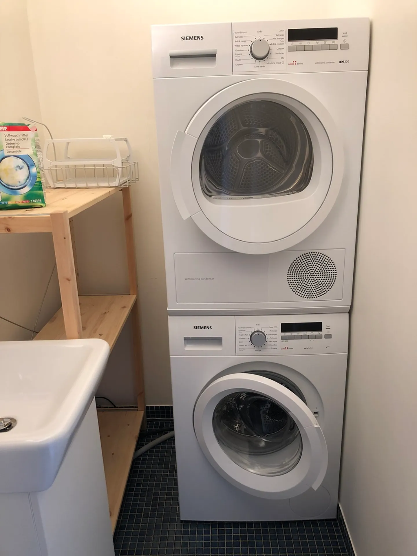 Charming Apartment near UN - Photo 7 of 7