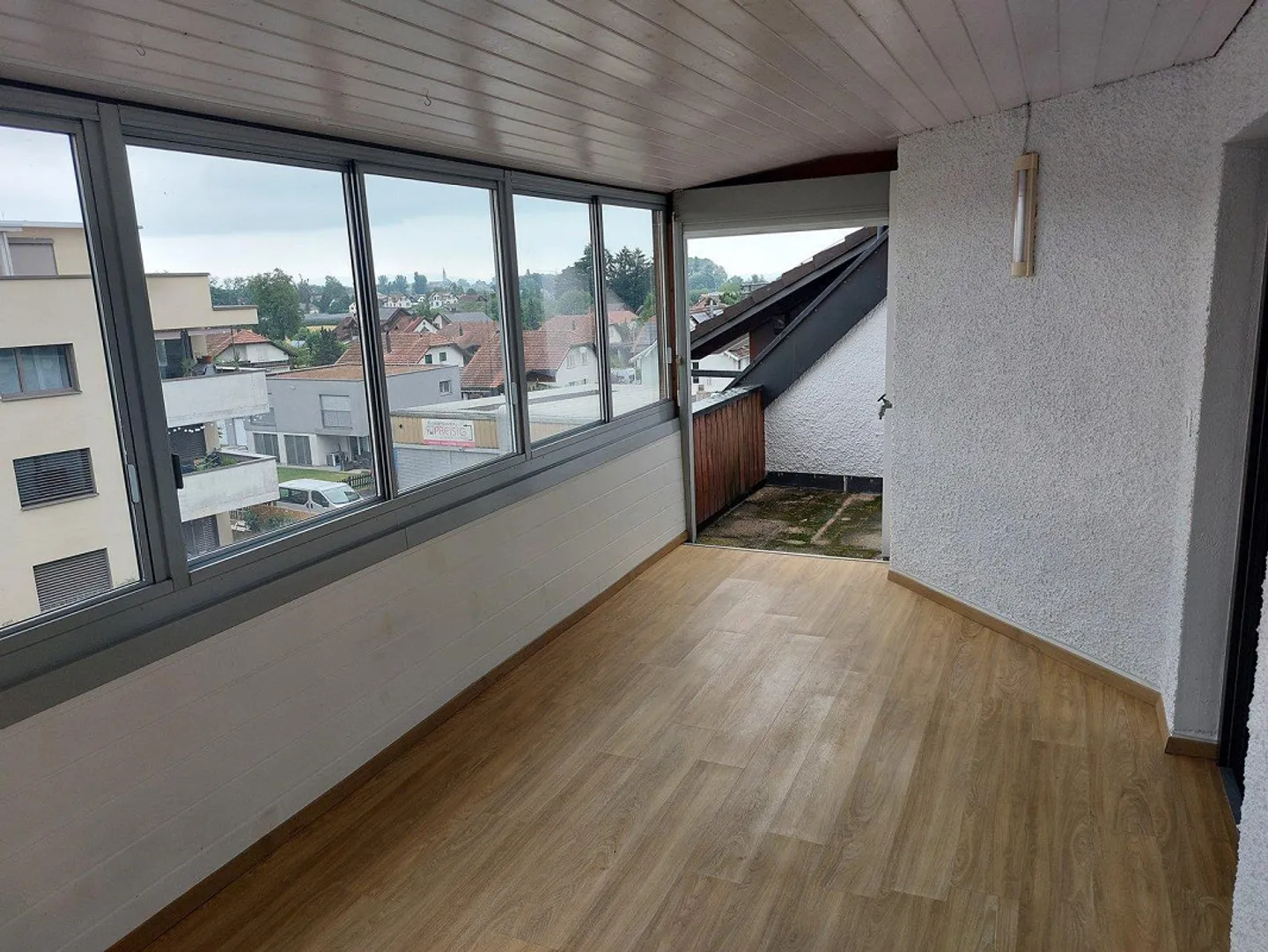 Attico da sogno di 4,5 stanze con sauna e vasca idromassaggio - Foto 8 di 13
