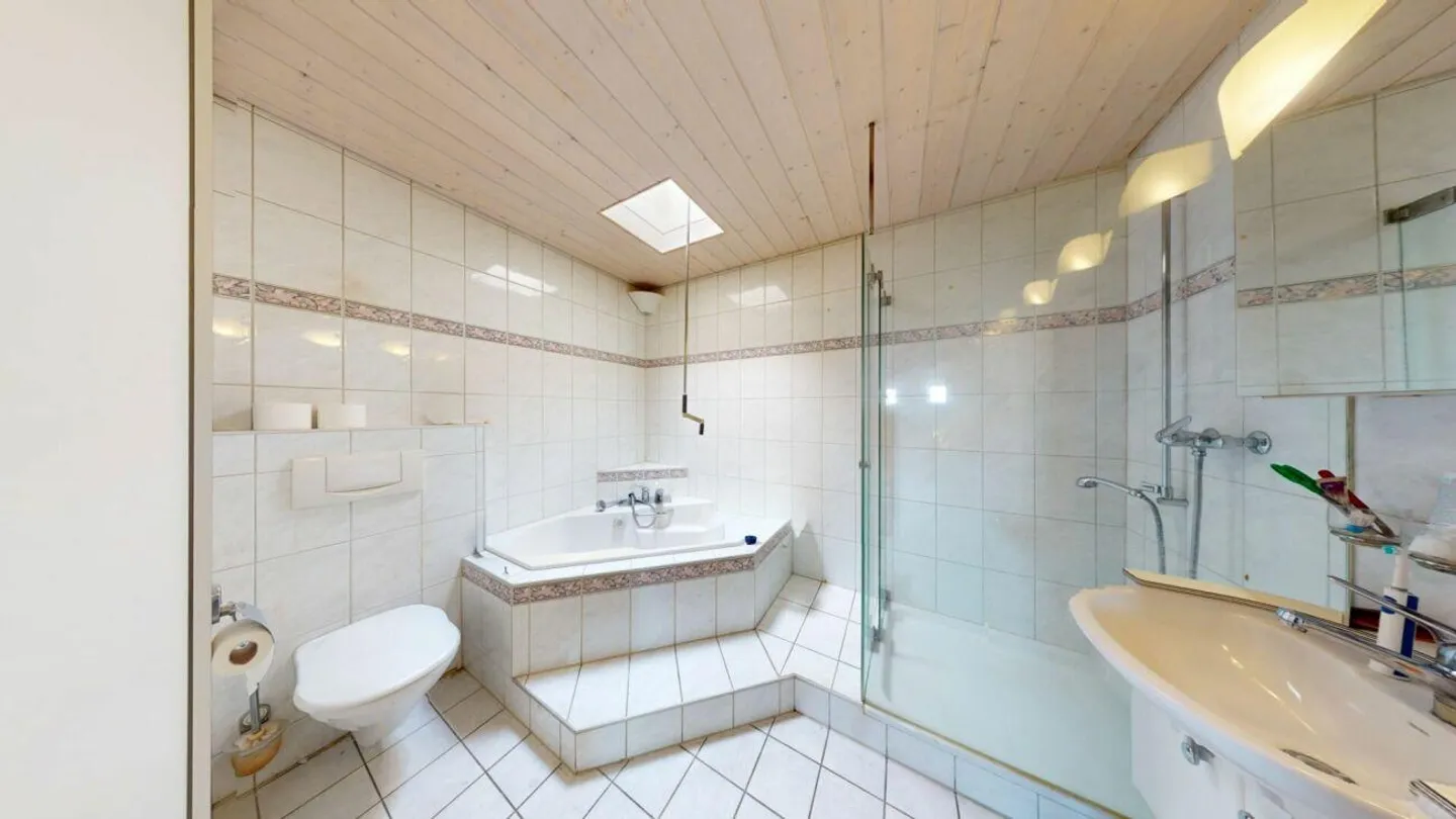 Tolle Attikawohnung mit Terrasse - Foto 8 von 8