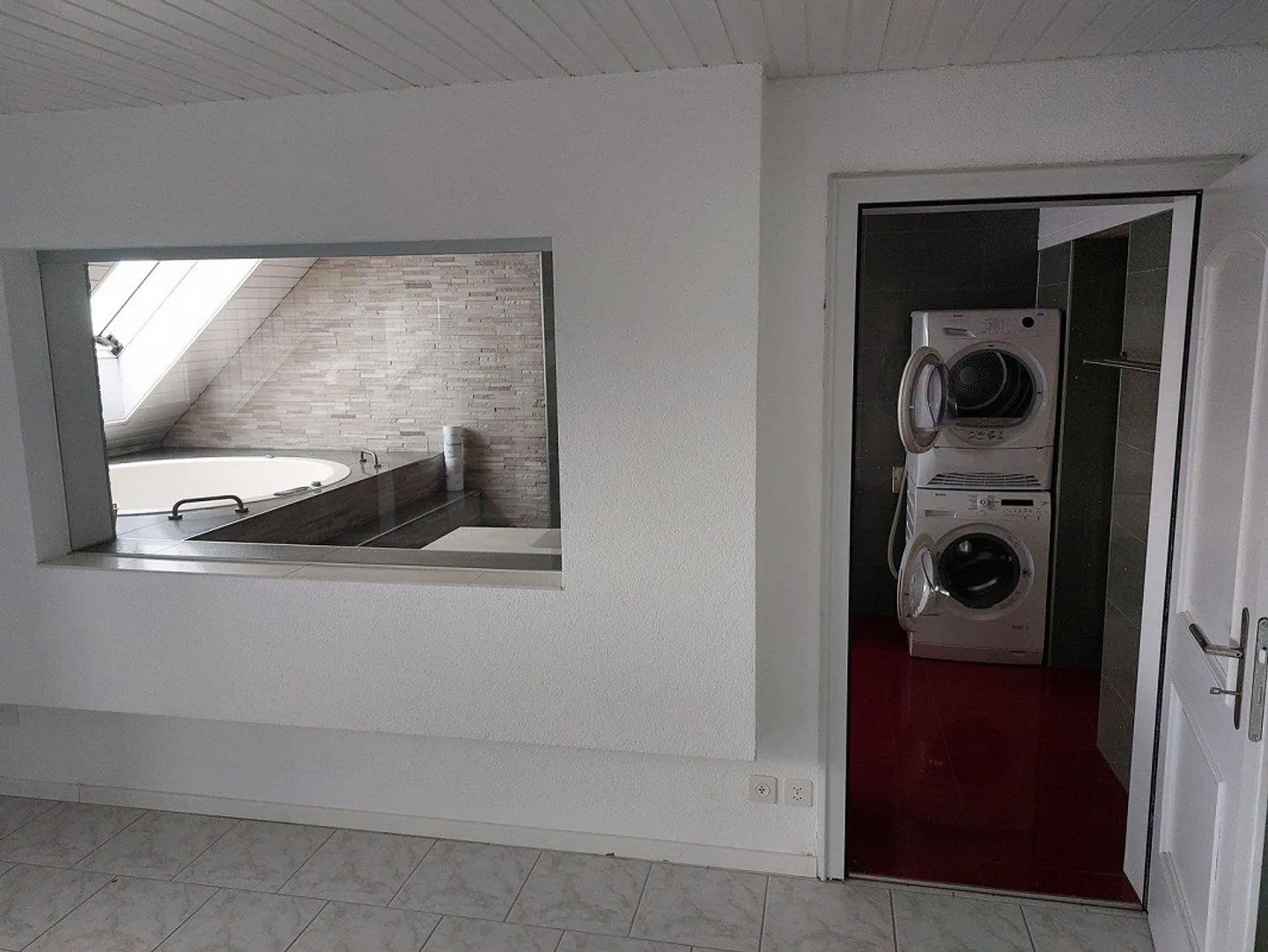 Attico da sogno di 4,5 stanze con sauna e vasca idromassaggio - Foto 11 di 13