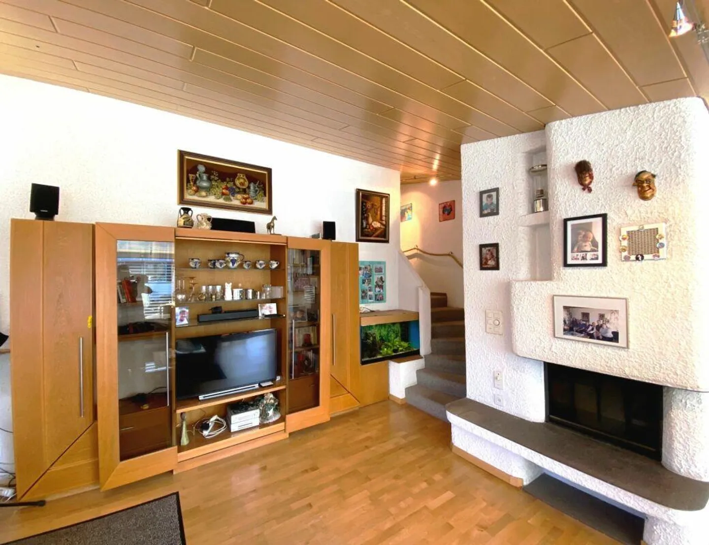 HOUSE OF MANY POSSIBILITIES - Photo 7 of 24