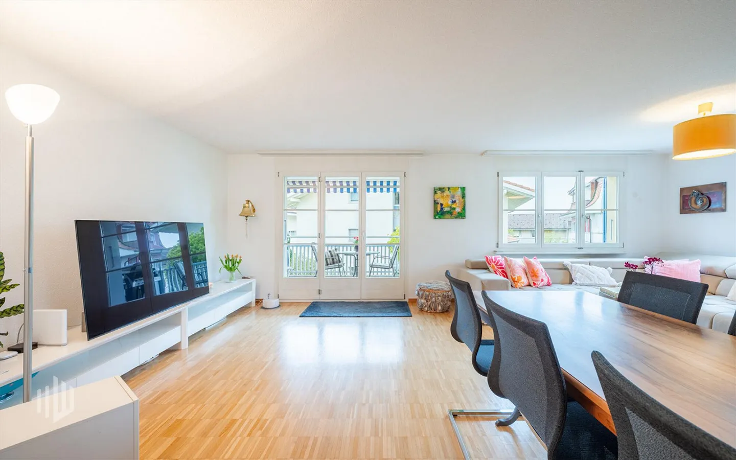 ImmoWyss - Great 4.5-room apartment above the roofs of Hilterfingen - Photo 3 of 8