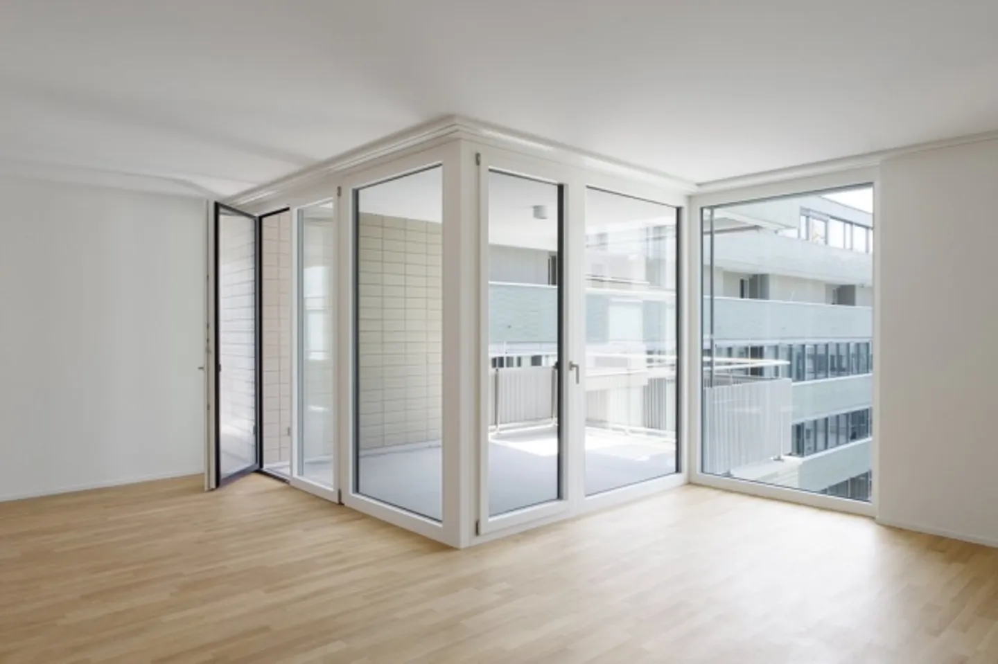 Modern Split Level Apartment in Zurich - Photo 6 of 10