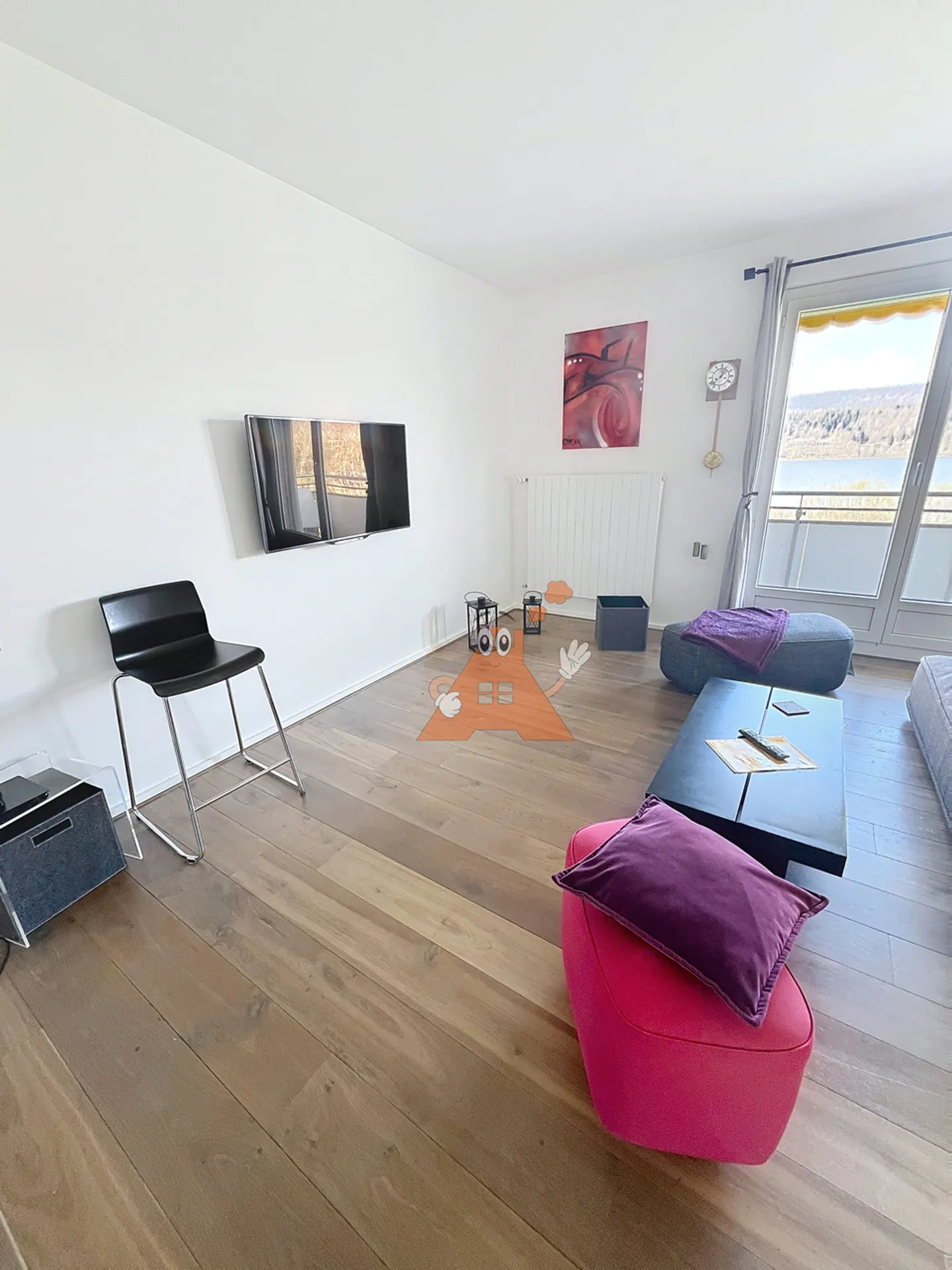 Bellissimo appartamento arredato o non arredato, con una vista fantastica sul lago. - Foto 3 di 13