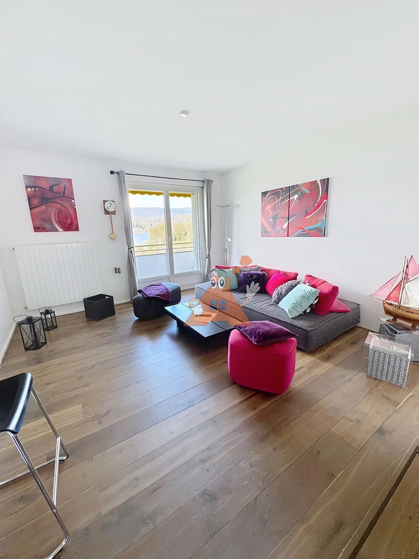 Bellissimo appartamento arredato o non arredato, con una vista fantastica sul lago. - Foto 2 di 13