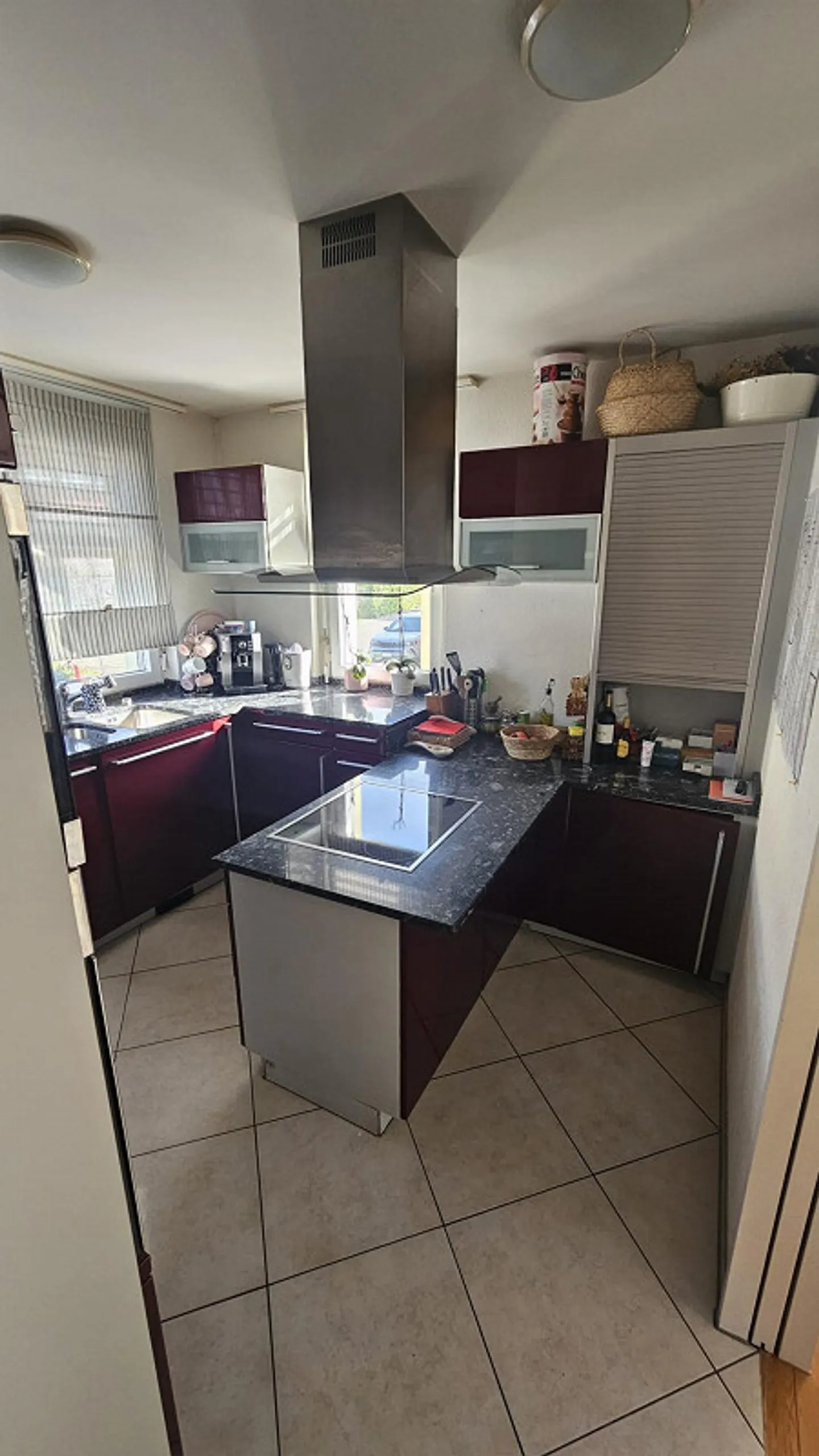 Appartement lumineux de 4,5 pièces au 1er étage dans un quartier calme - Photo 4 sur 11