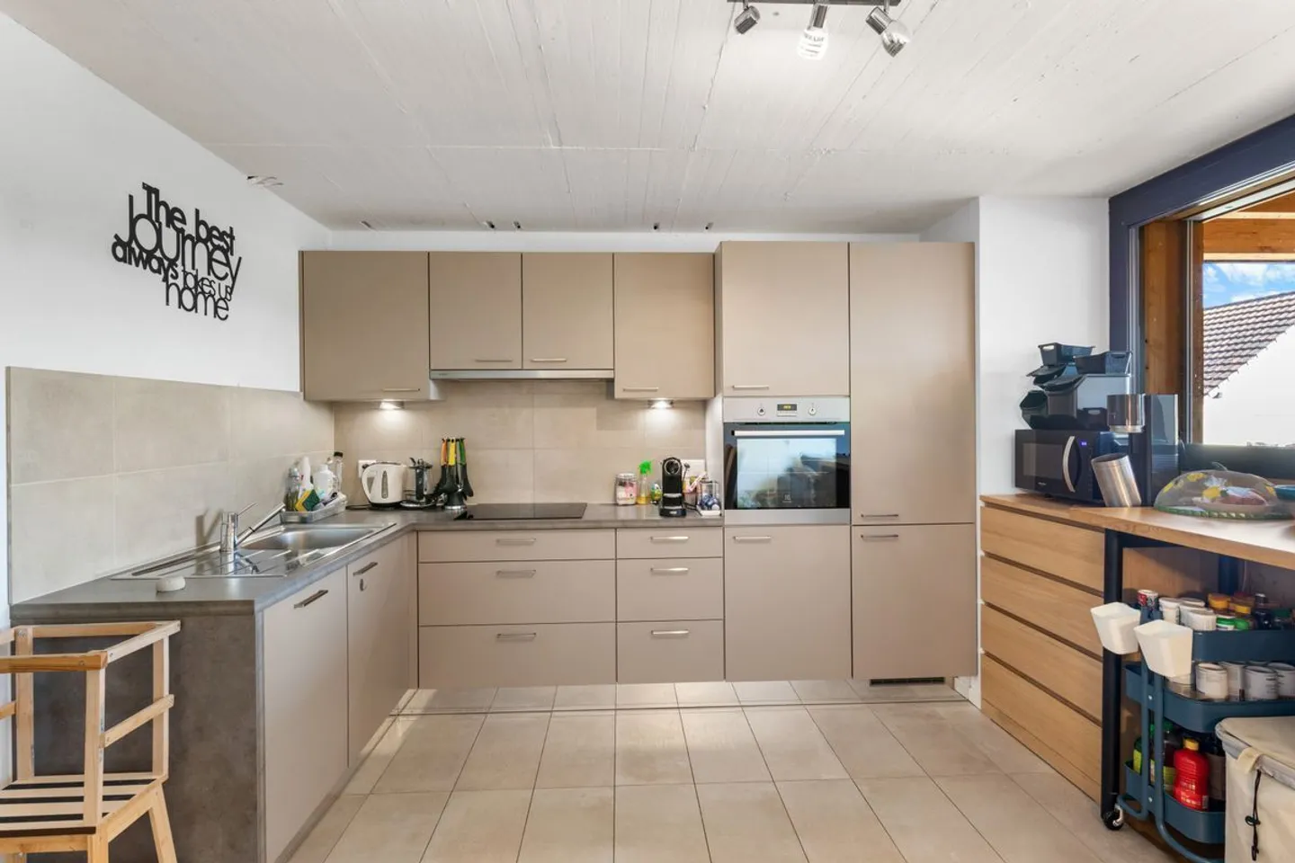 Charmant appartement 4,5 pièces - Photo 7 sur 13