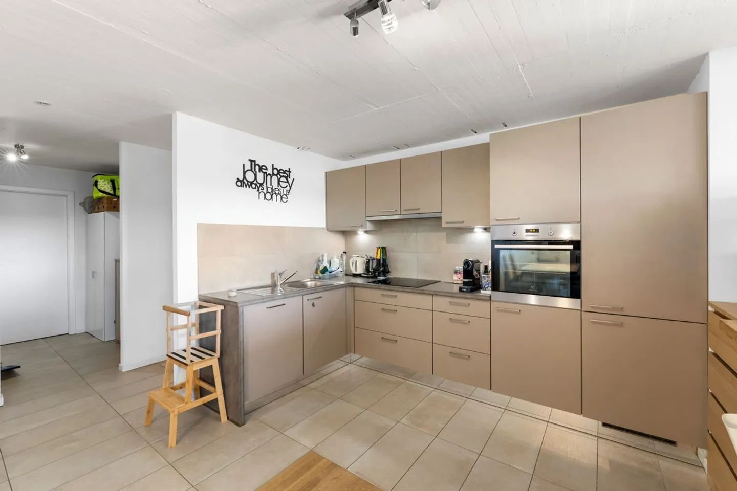 Charmant appartement 4,5 pièces - Photo 8 sur 13