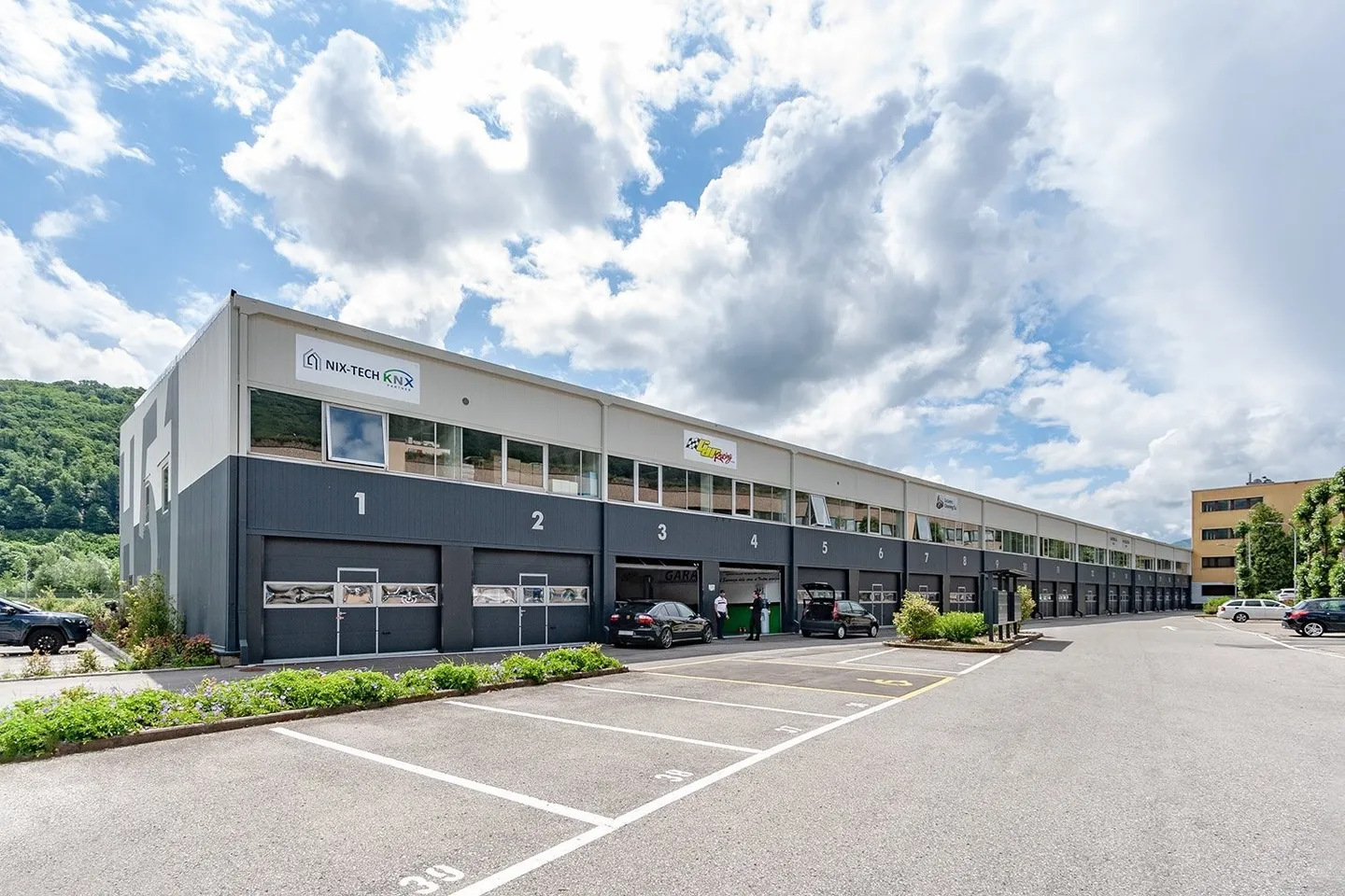 HANGAR 51 - IL BOX SU MISURA PER LA TUA ATTIVITÀ - Foto 3 di 17