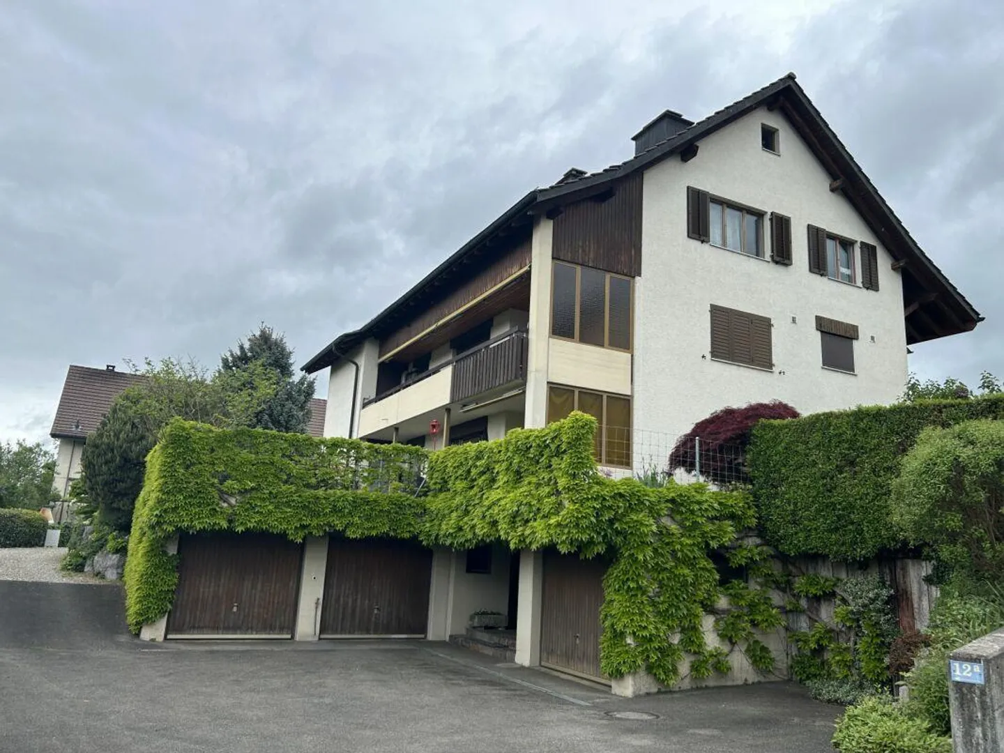 Appartamento rustico di 3,5 stanze a Uster - Foto 1 di 9