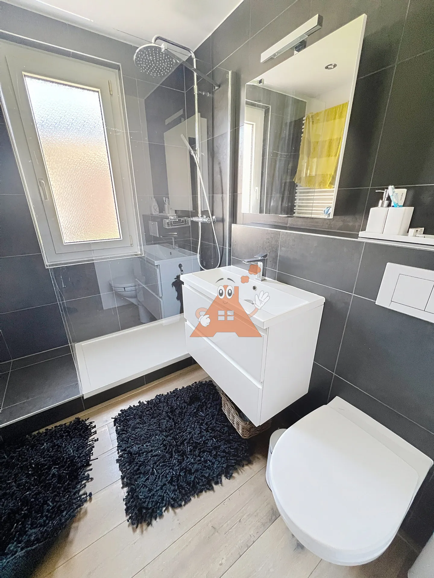 Bellissimo appartamento arredato o non arredato, con una vista fantastica sul lago. - Foto 6 di 13