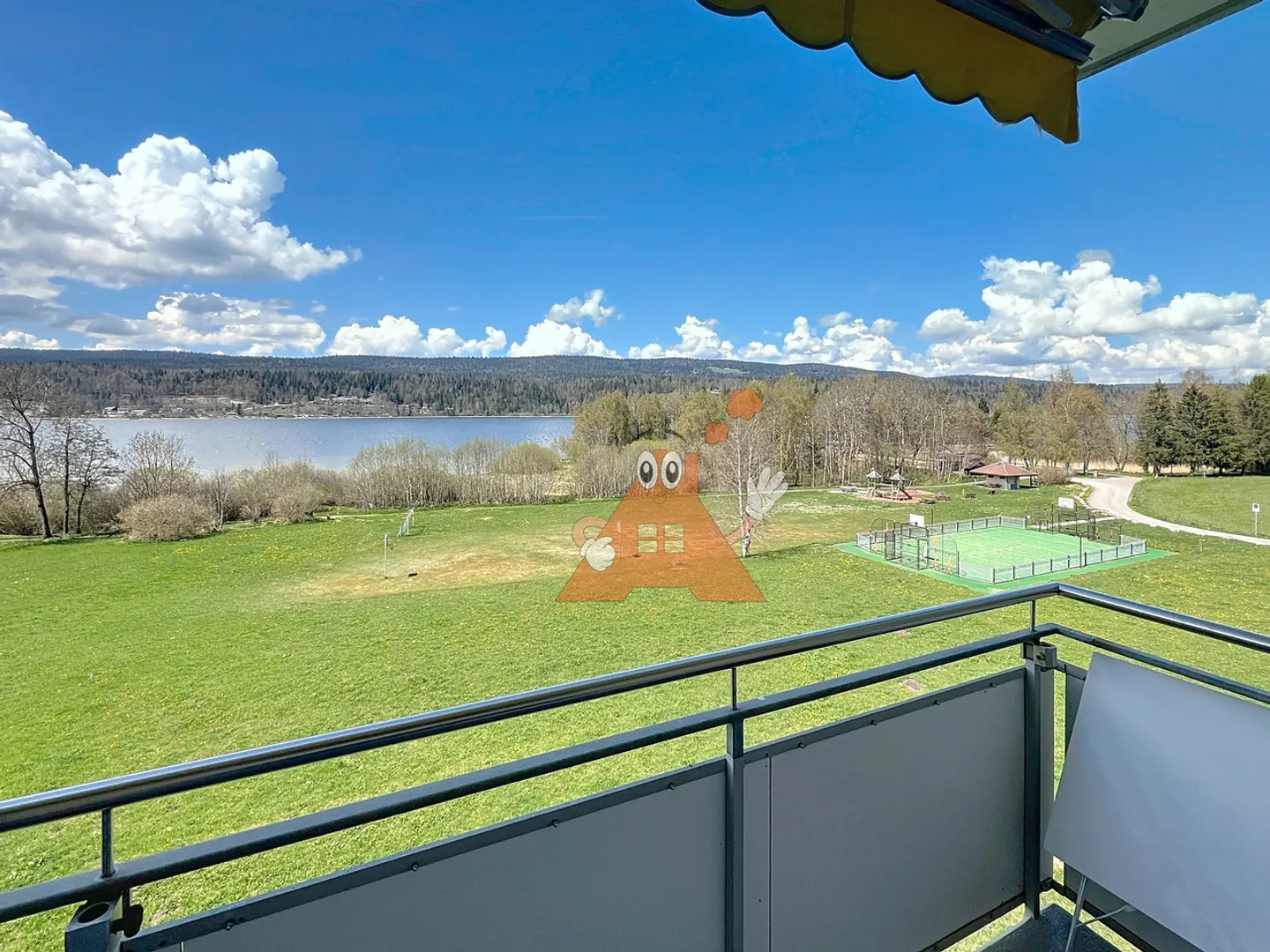 Bellissimo appartamento arredato o non arredato, con una vista fantastica sul lago. - Foto 7 di 13