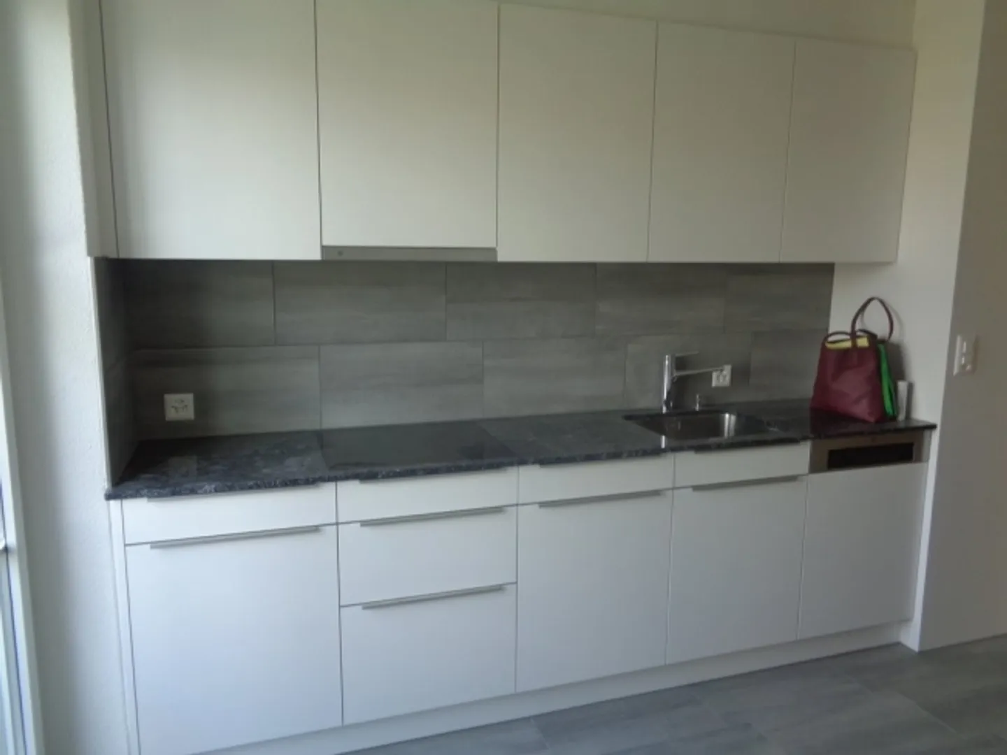 Grosszügige 5-Zimmer-Wohnung in Zürich-Witikon - Foto 2 von 12