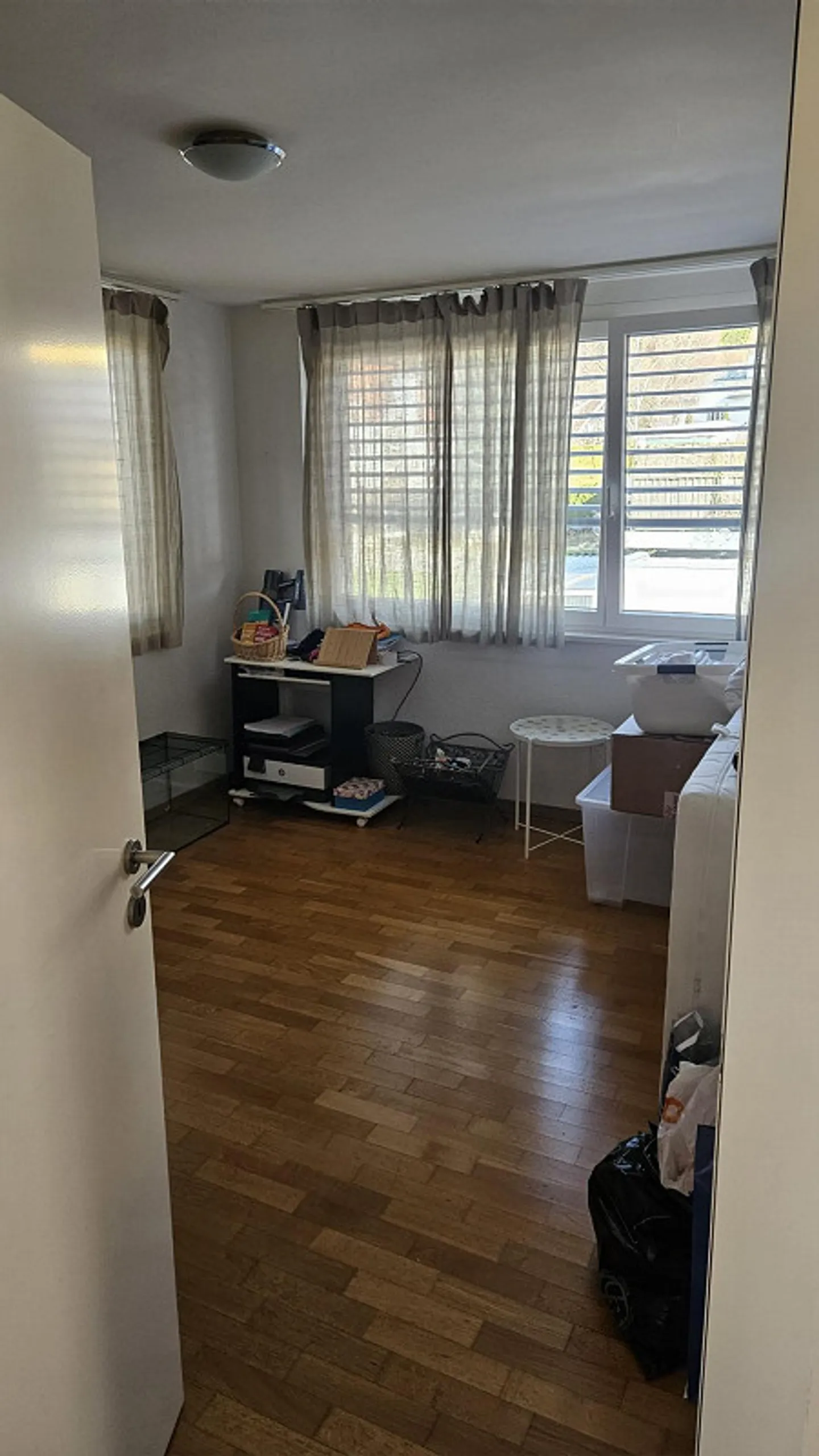 Appartement lumineux de 4,5 pièces au 1er étage dans un quartier calme - Photo 10 sur 11