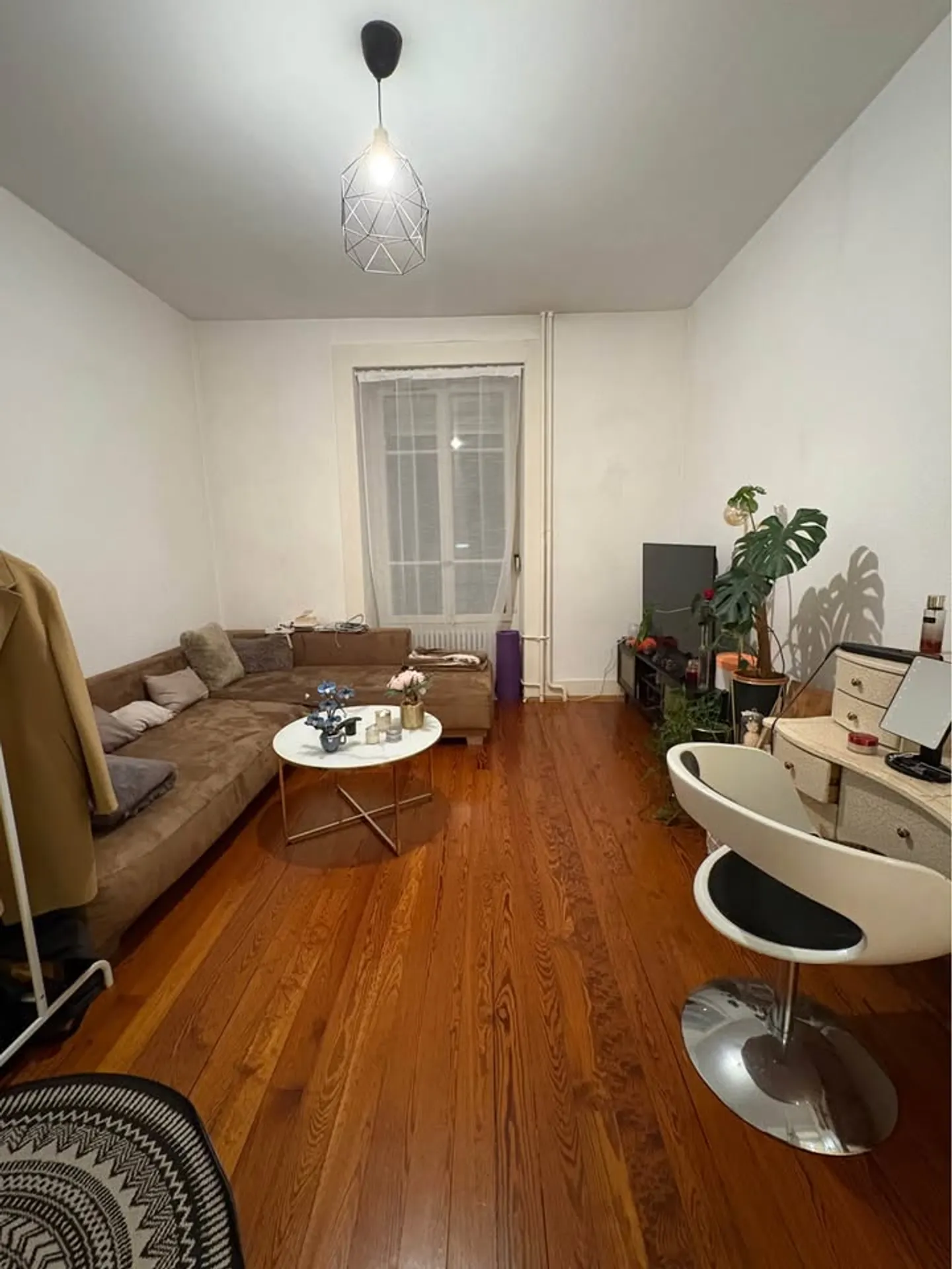 Appartamento 2.5 stanze - Foto 1 di 10