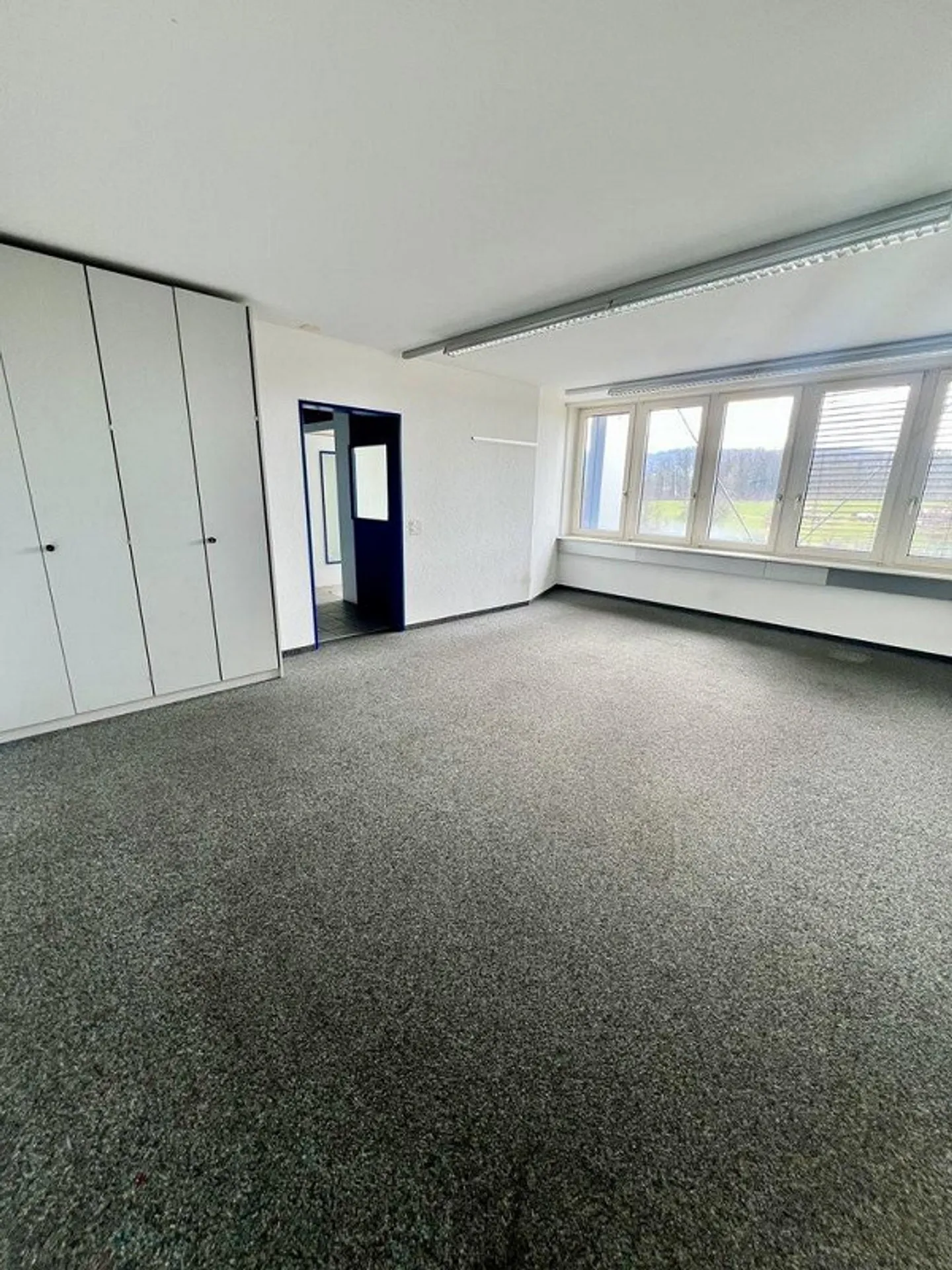 Modernes Büro in Dottikon - Foto 2 von 5