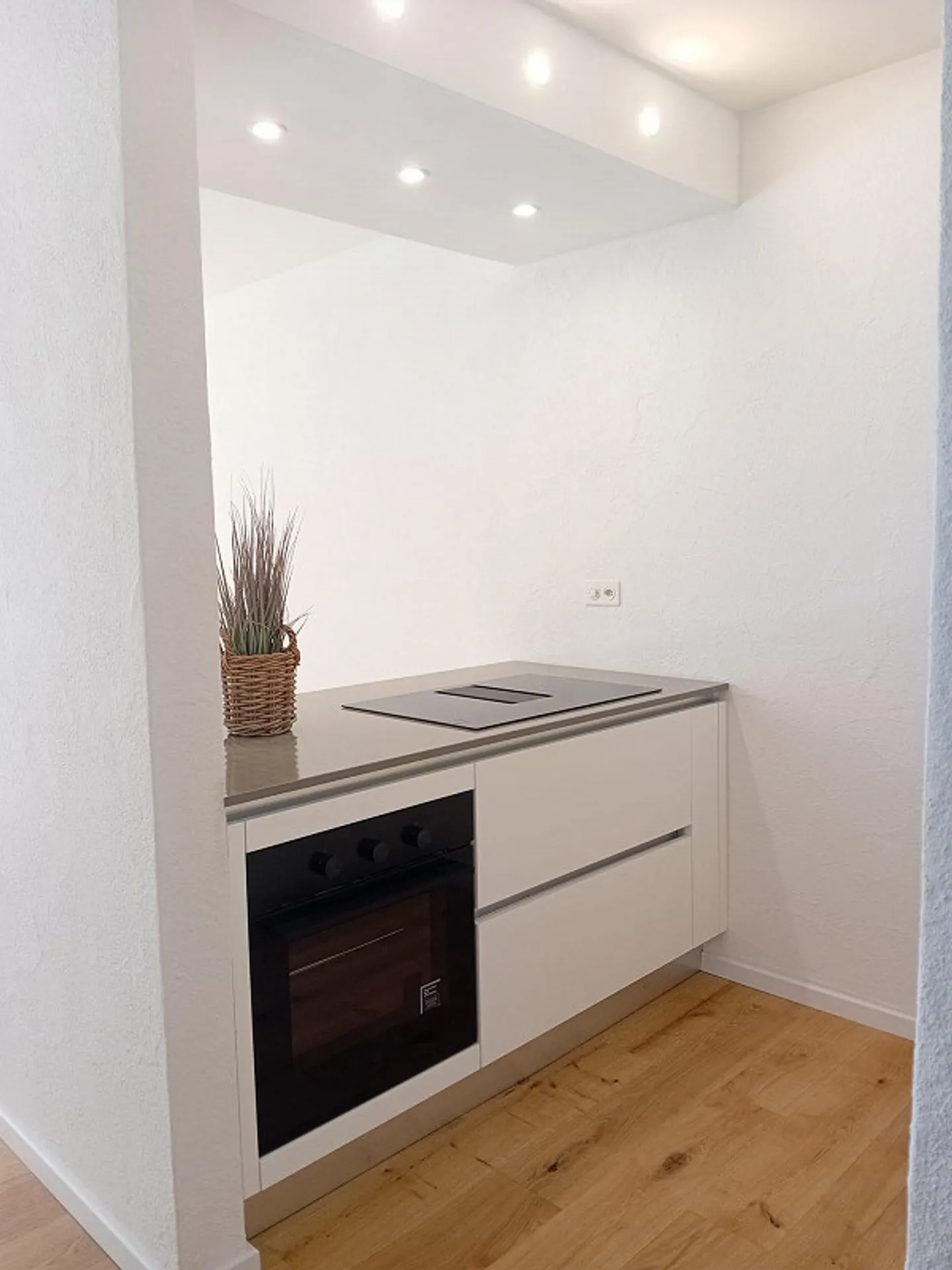 Ascona - Elegantes Studio-Apartment in Wohngegend - Foto 12 von 15