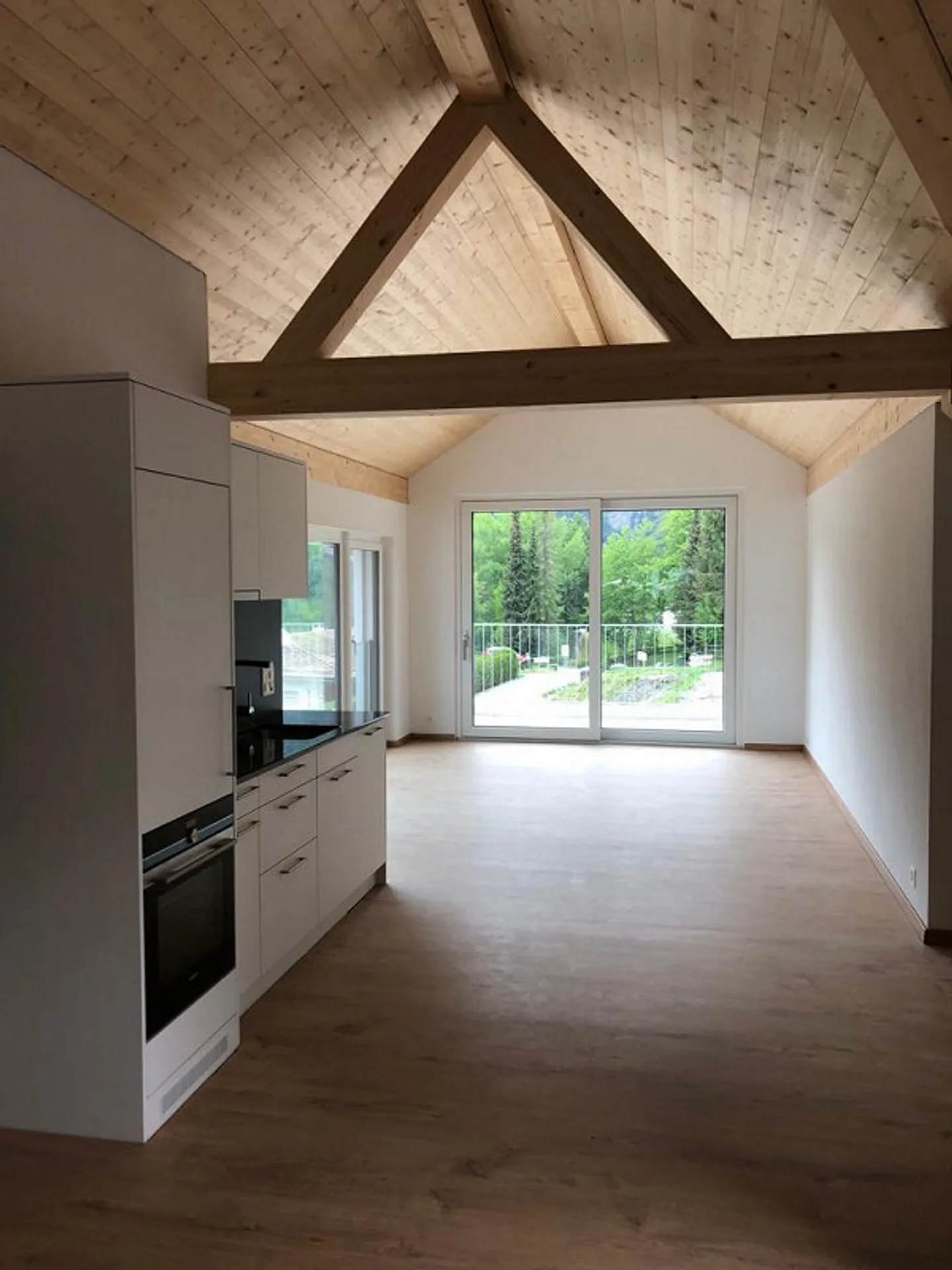 Appartement 2,5 pièces - Photo 1 sur 11