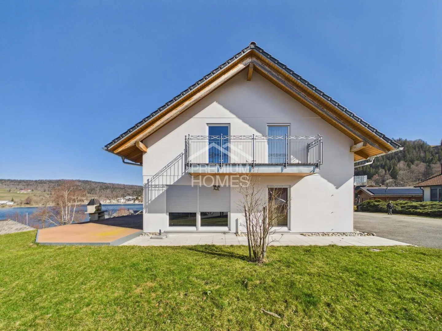 Villa mit Seeblick und Ruhe - Foto 1 von 9