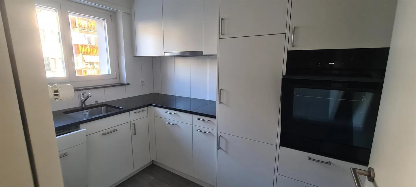Bright, quiet and centrally located apartment (3rd floor) - Photo 3 of 5