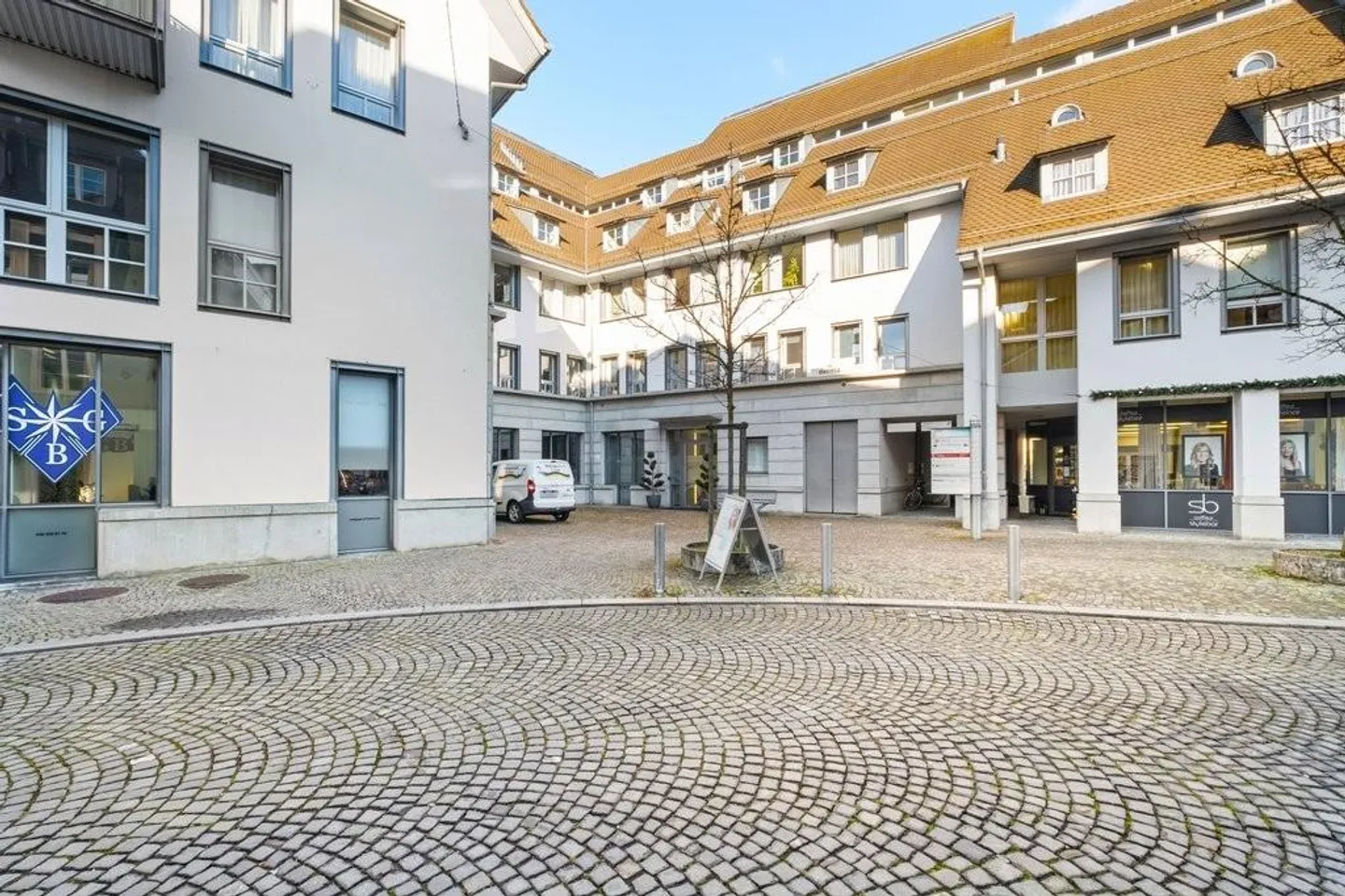 Dreamlike apartment in the heart of Zofingen - Photo 1 of 6