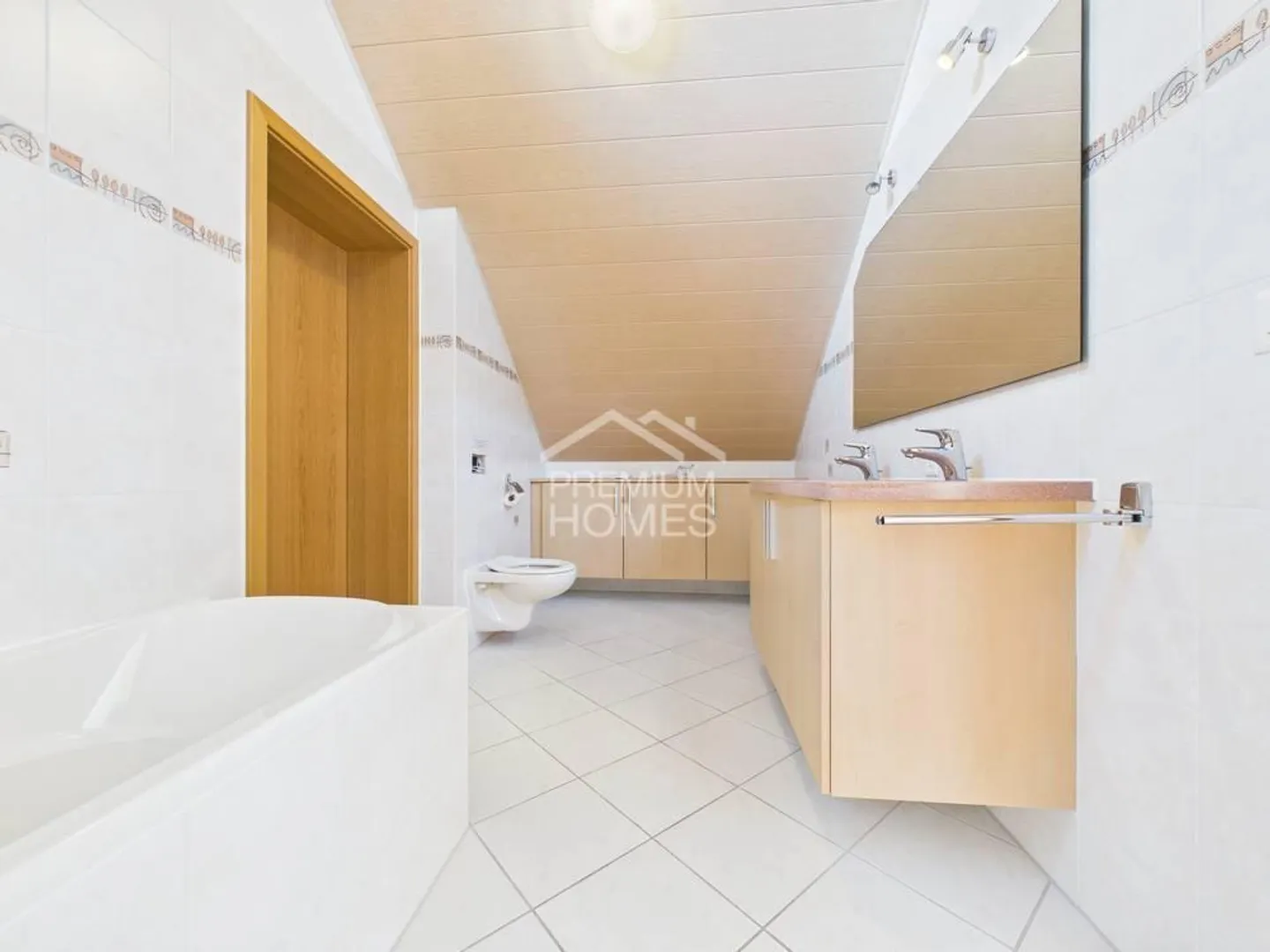Villa mit Seeblick und Ruhe - Foto 7 von 9