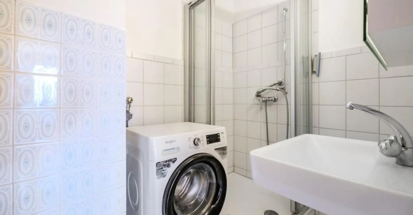 Bright 4.5 rooms ideally located with garage box - Photo 8 of 11