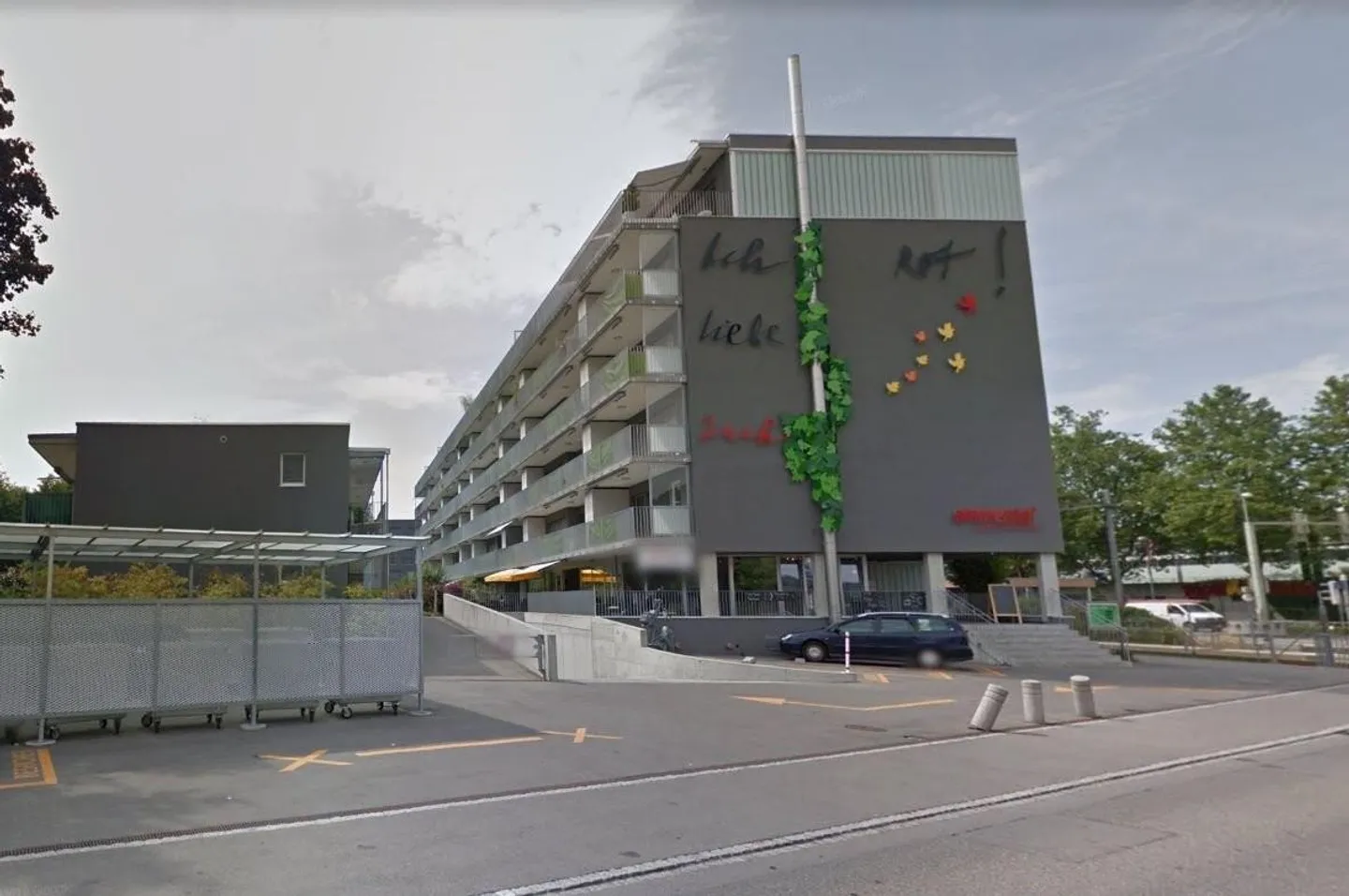 Modern Living in Ittigen - Photo 1 of 11