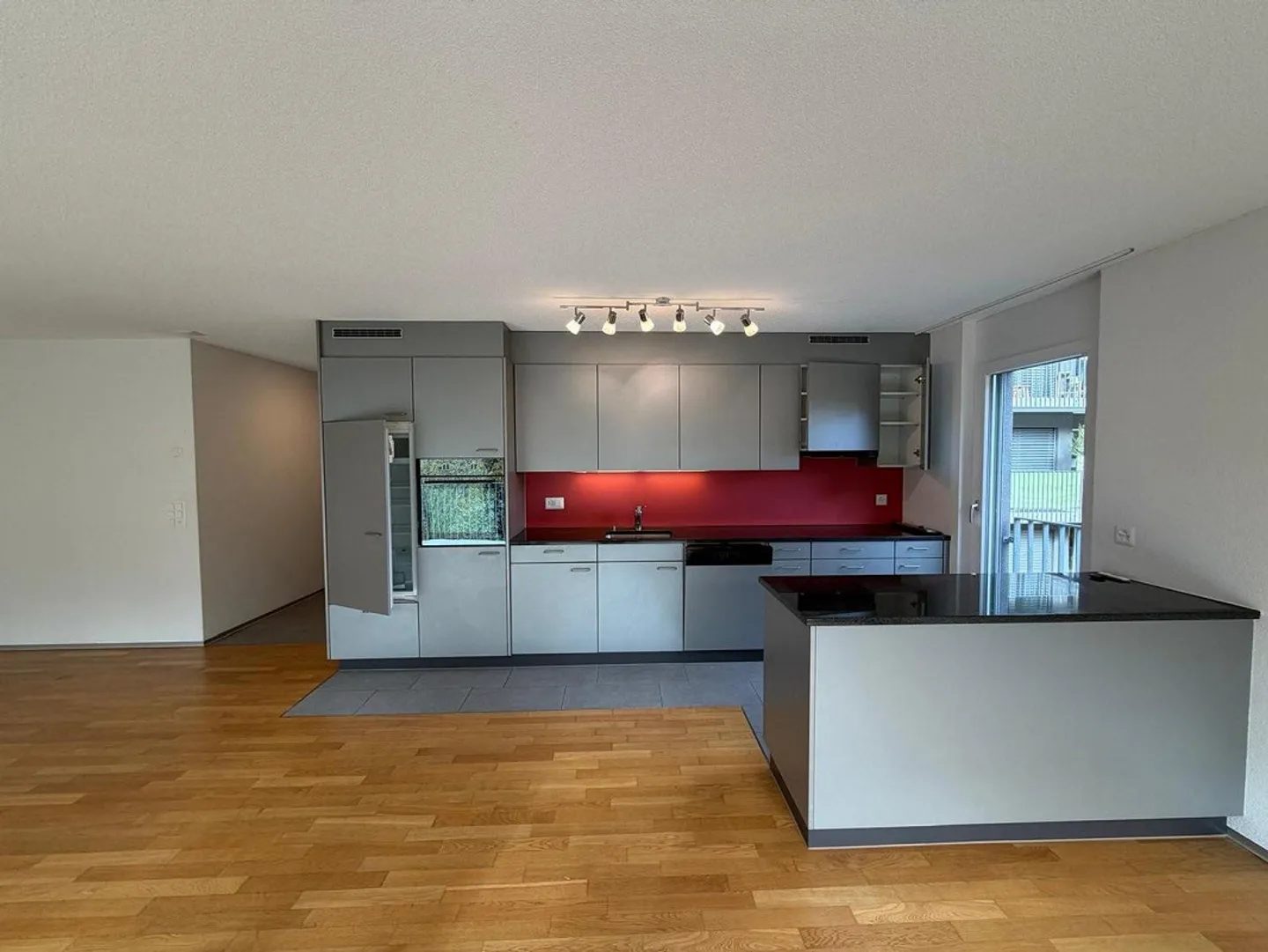 Modern Living in Ittigen - Photo 2 of 11