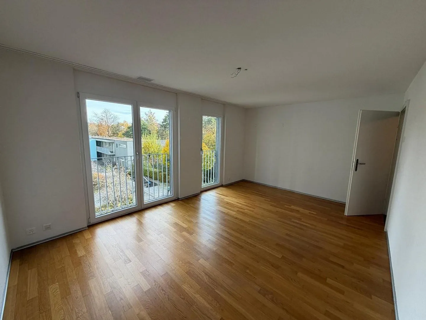 Modern Living in Ittigen - Photo 10 of 11