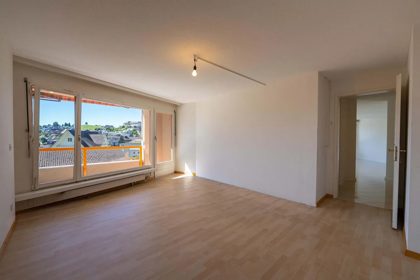 Appartamento attraente di 4,5 stanze con vista lago - Foto 4 di 6