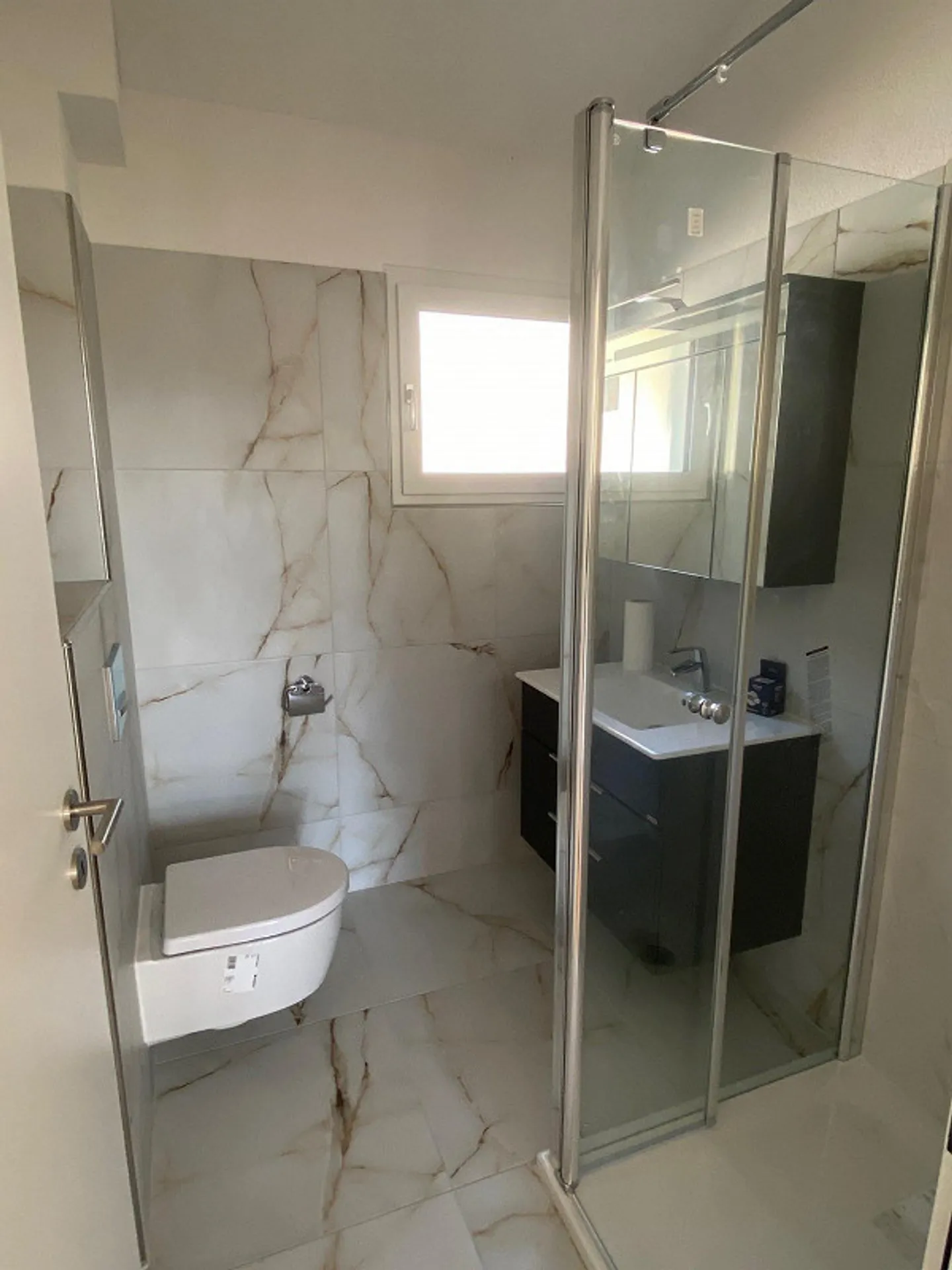 Maison de 3,5 pièces entièrement rénovée - Photo 5 sur 7