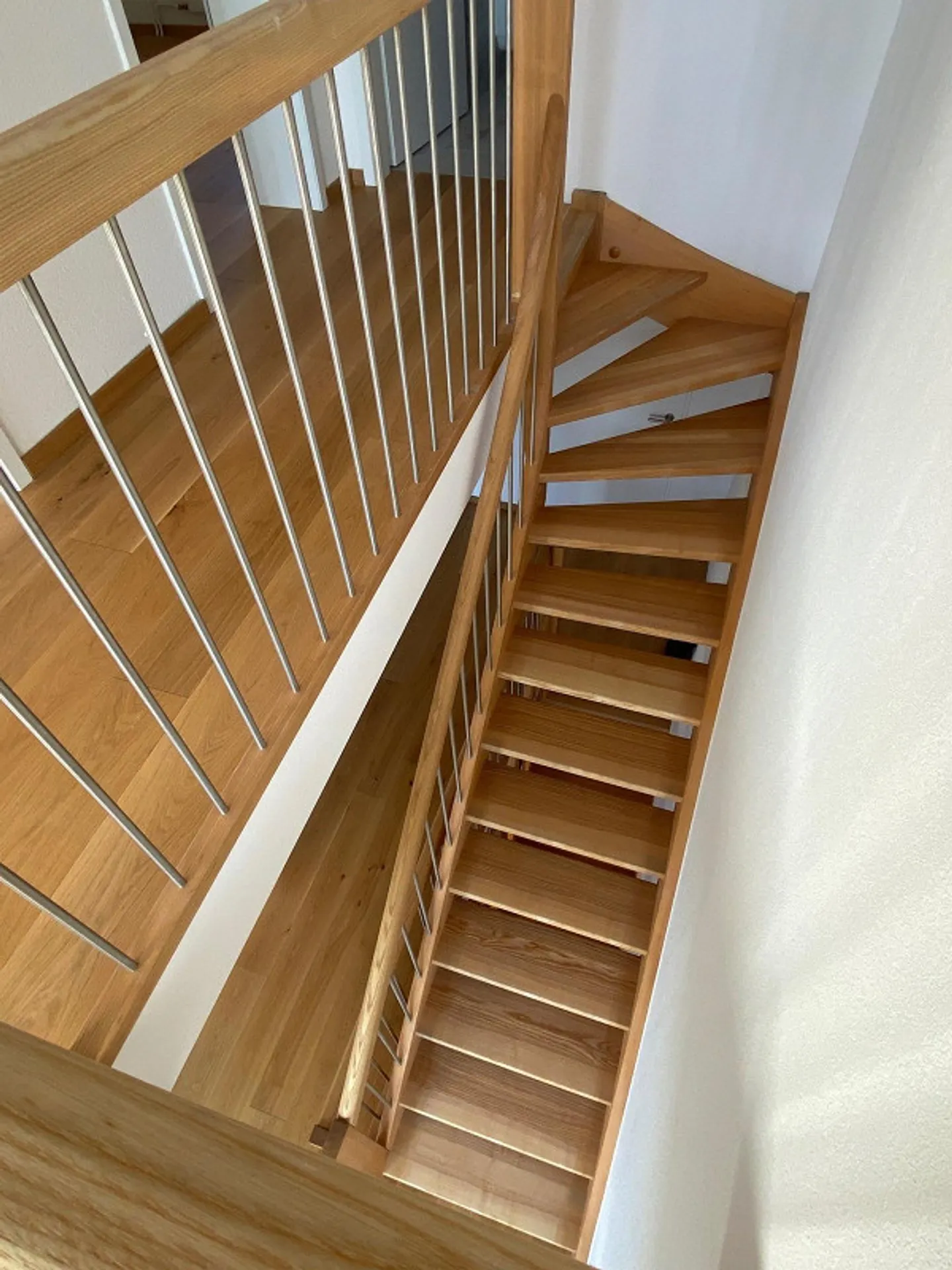 Maison de 3,5 pièces entièrement rénovée - Photo 6 sur 7
