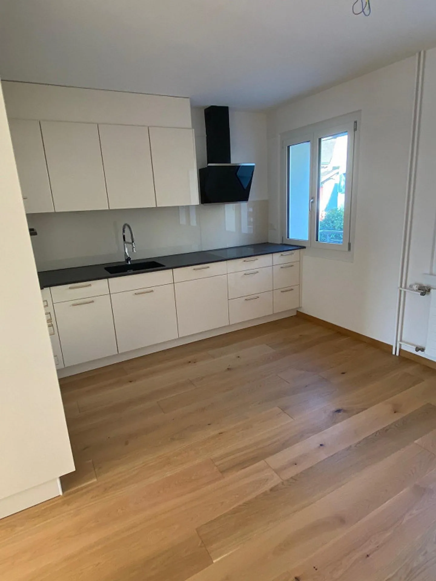 Maison de 3,5 pièces entièrement rénovée - Photo 7 sur 7