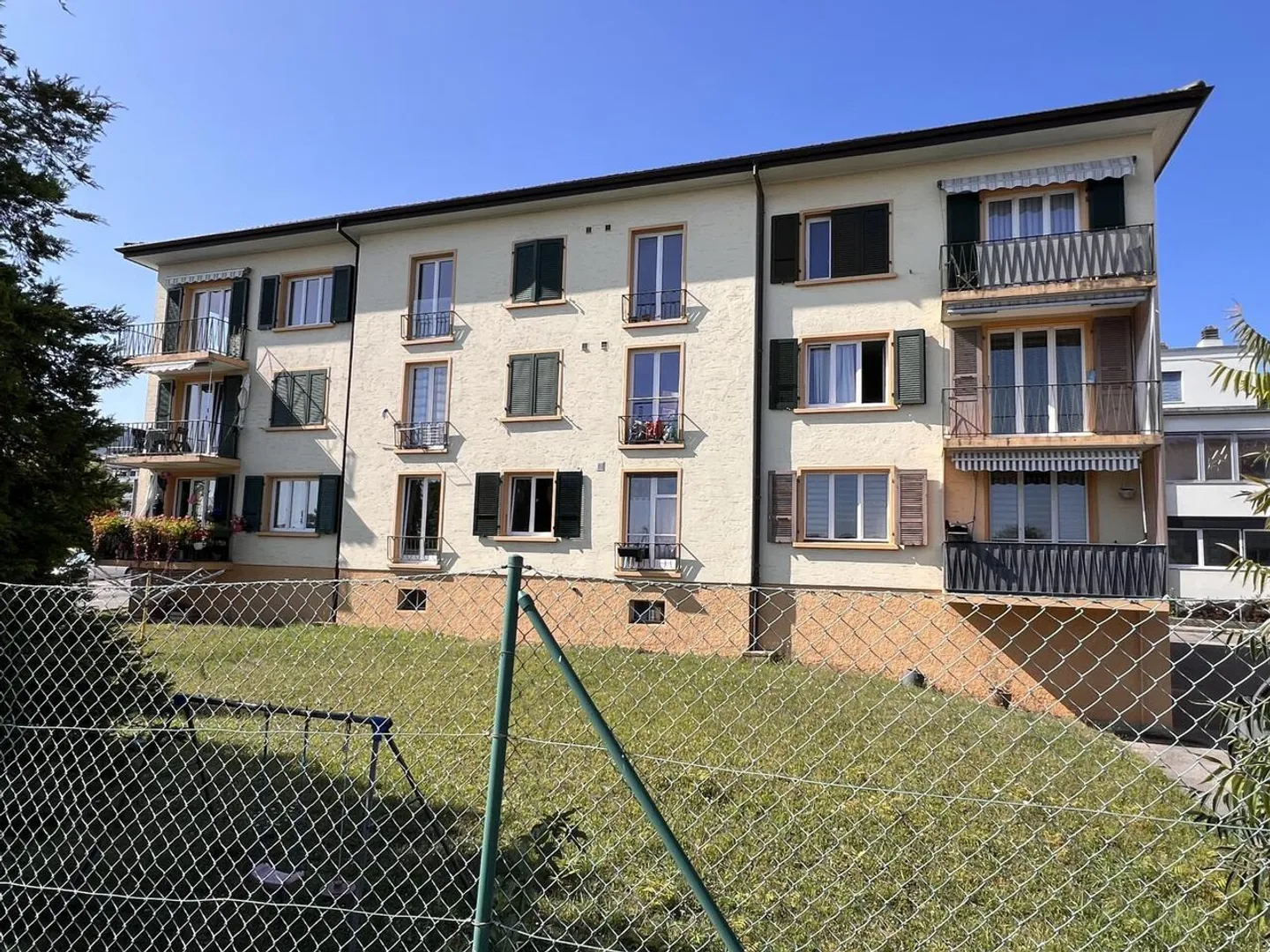 Charmantes Appartement mit Seeblick - Foto 7 von 8
