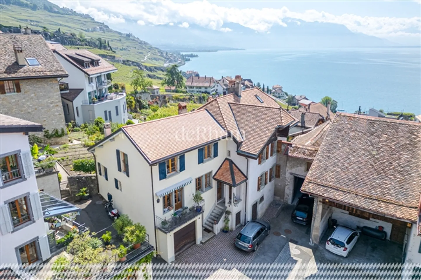 Maisonette in a freestanding village house - Photo 1 of 11
