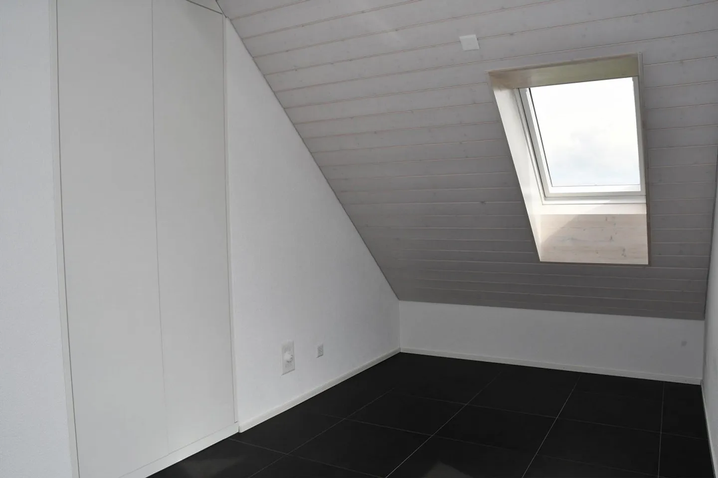 Magnifique appartement sous les combles de 3 1/2 pièces à louer à Messen/SO - Photo 12 sur 16