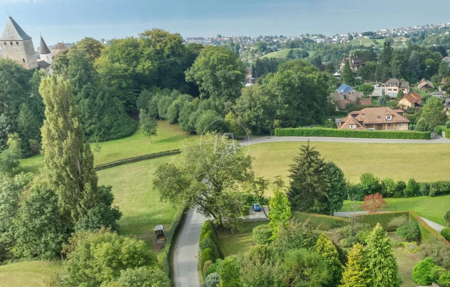 Bebaubares Grundstück mit Aussicht - Foto 2 von 9