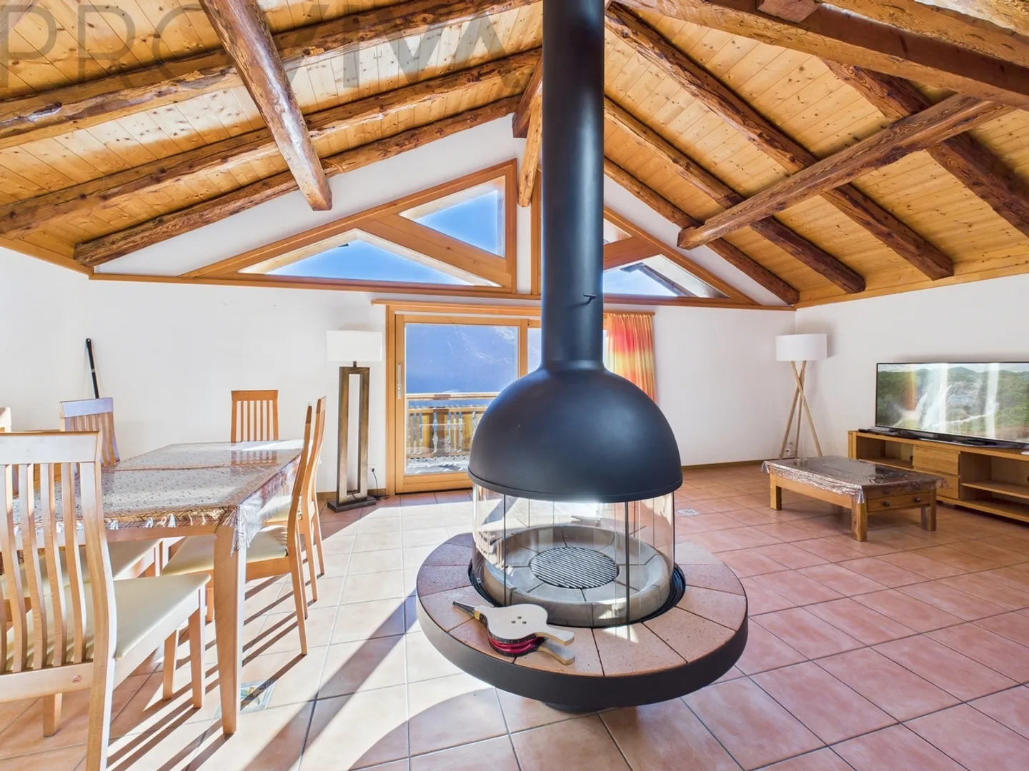 Favorite object in Vens: bright chalet with studio - Photo 2 of 6