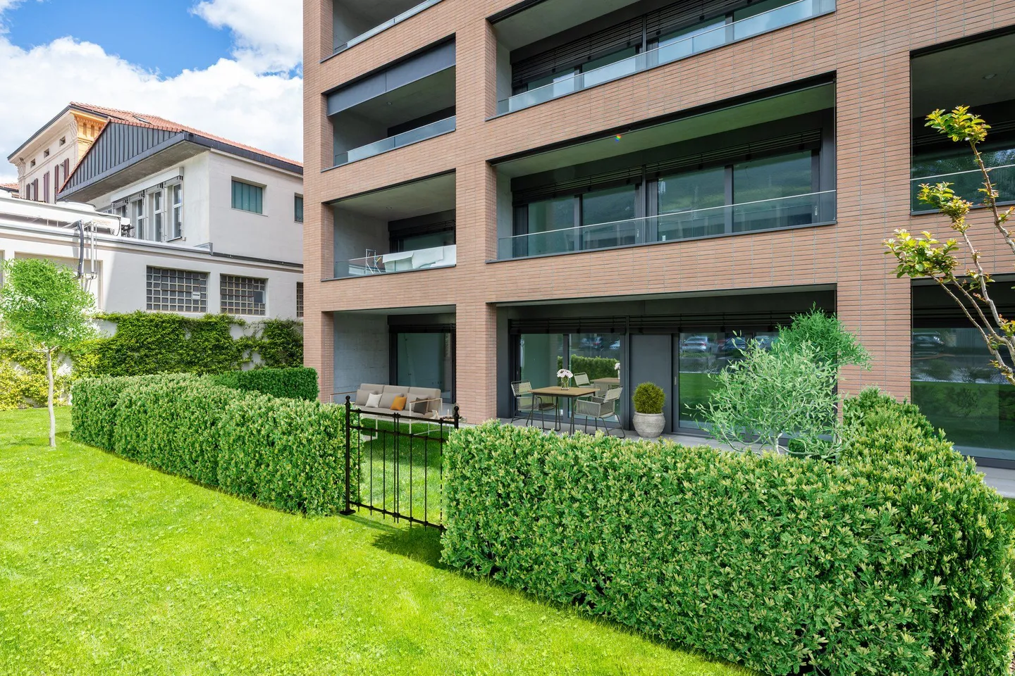 Nuovi e moderni appartamenti con giardino nel cuore della città - Foto 1 di 9