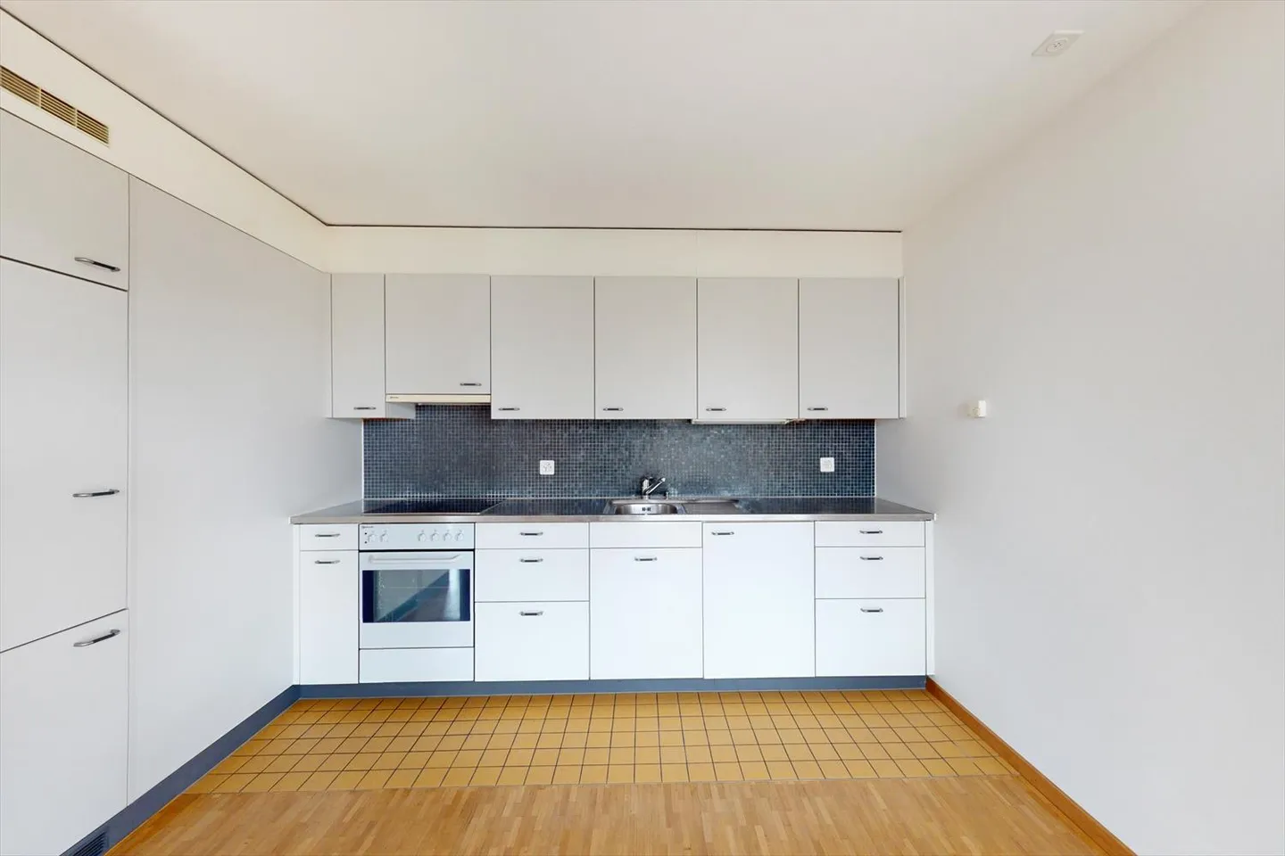 Beautiful apartment in a central location! - Photo 4 of 5