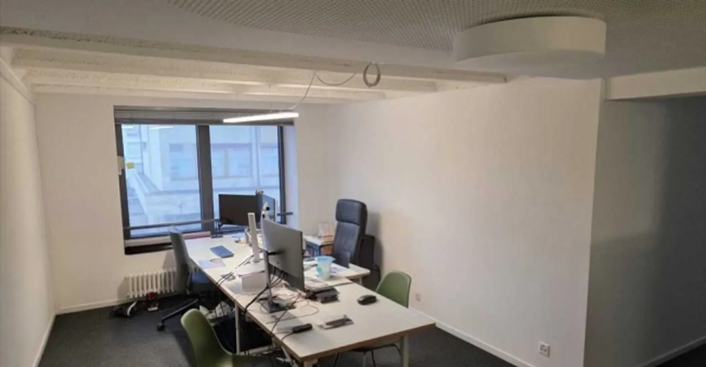 «Bureau 5 pièces» - Photo 5 sur 10