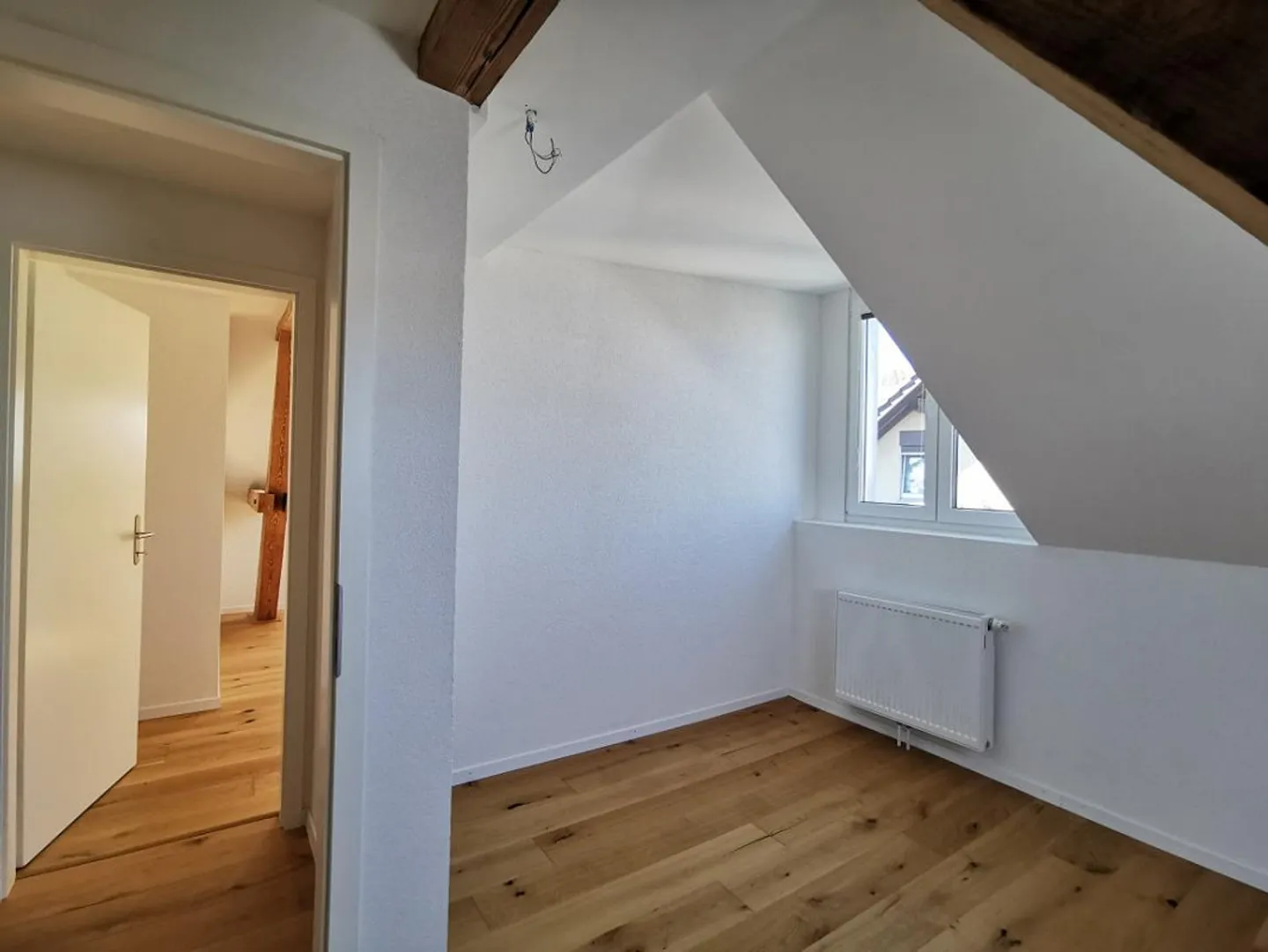 Appartement sous les combles lumineux de 3,5 pièces - Photo 9 sur 9