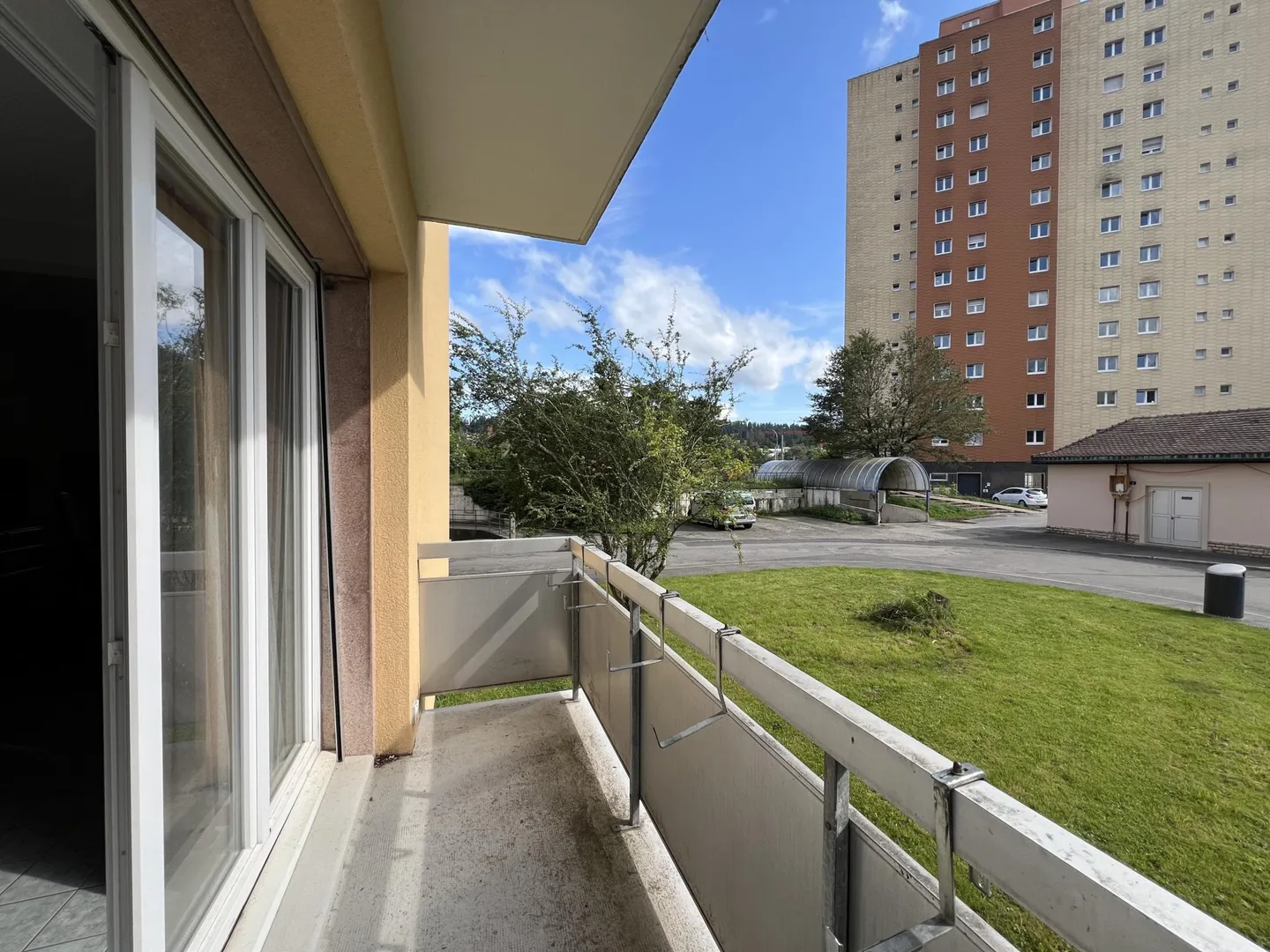 Spazioso appartamento di 6,5 locali con balconi - Foto 2 di 7