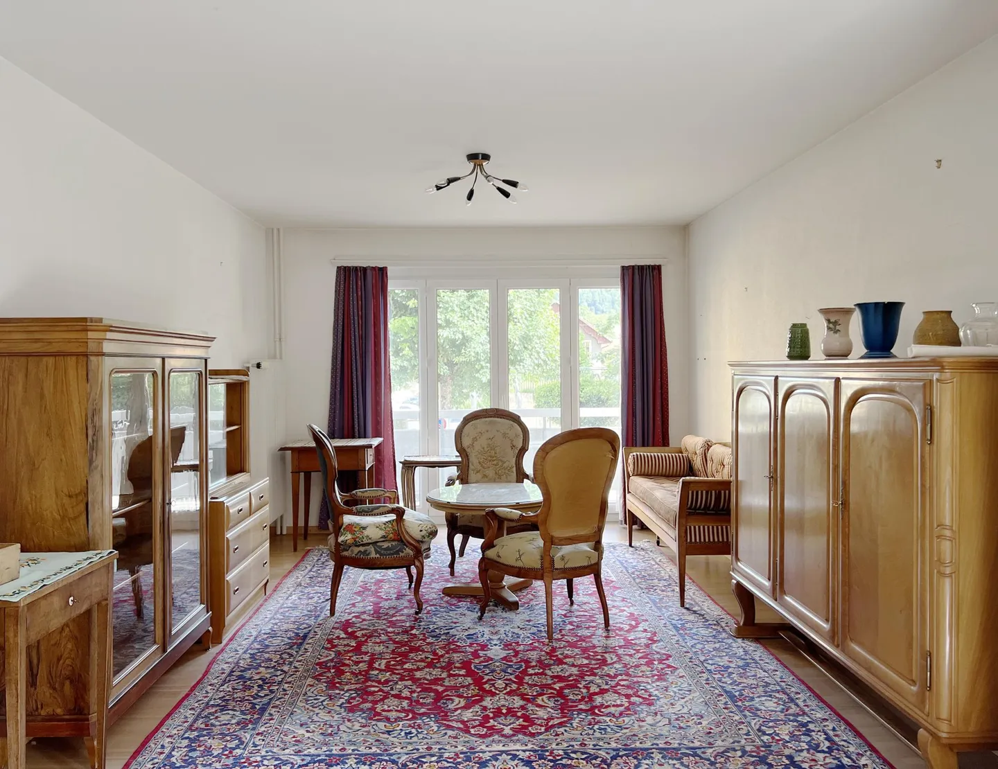 Spazioso appartamento di 6,5 locali con balconi - Foto 3 di 7